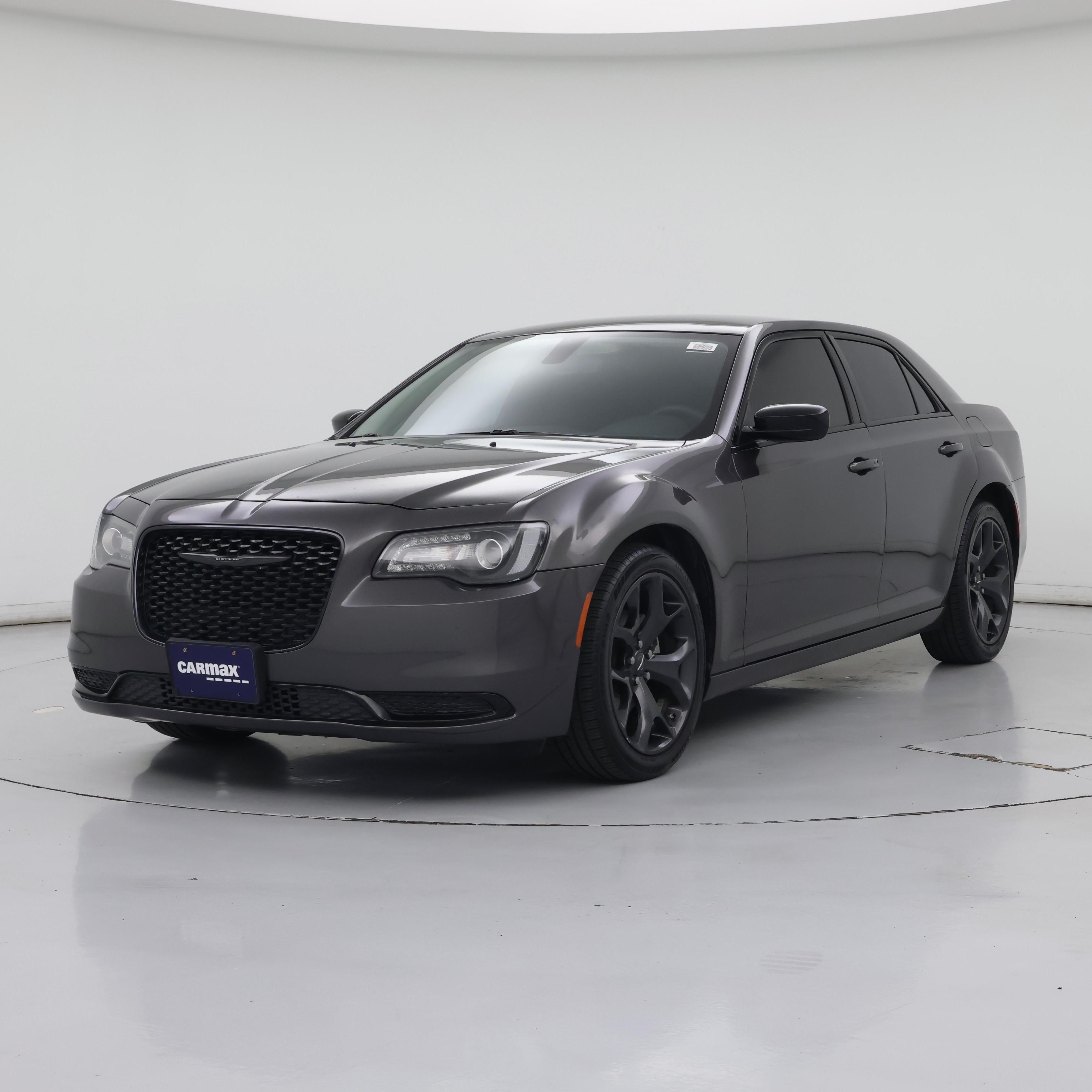 Thumbnail: 2023 Chrysler 300 - 4