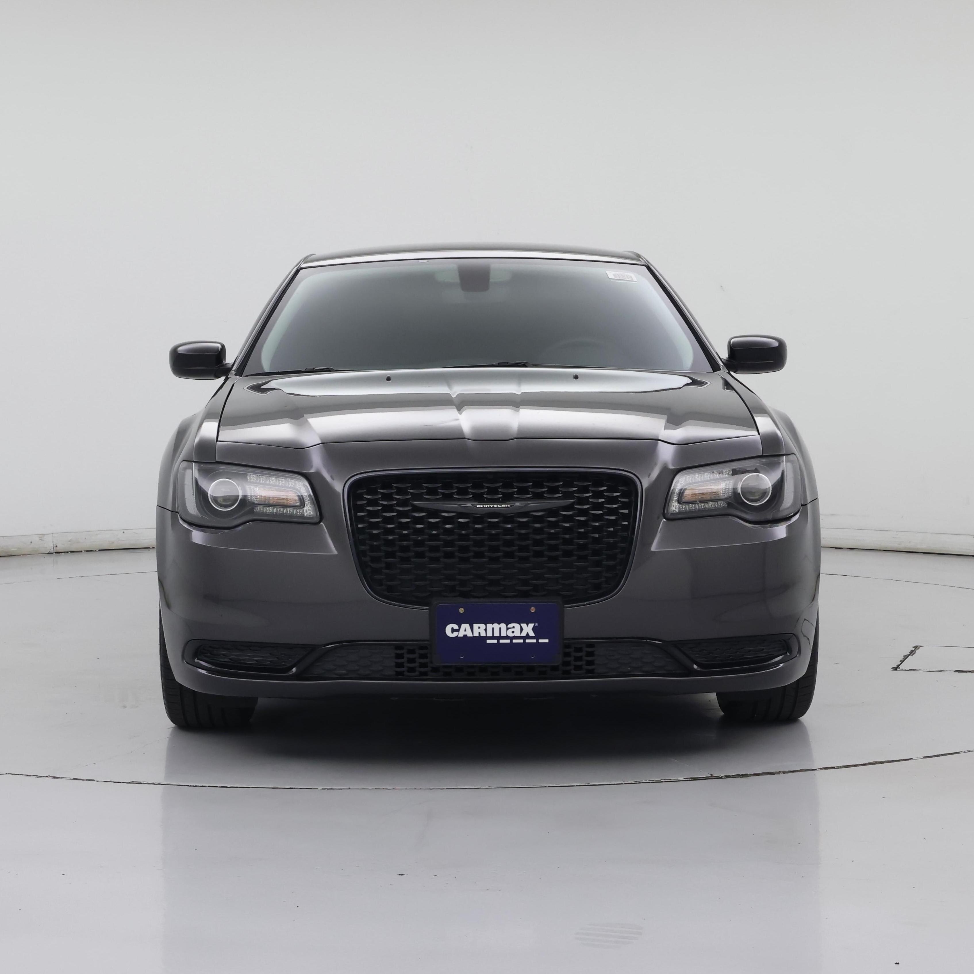 Thumbnail: 2023 Chrysler 300 - 5