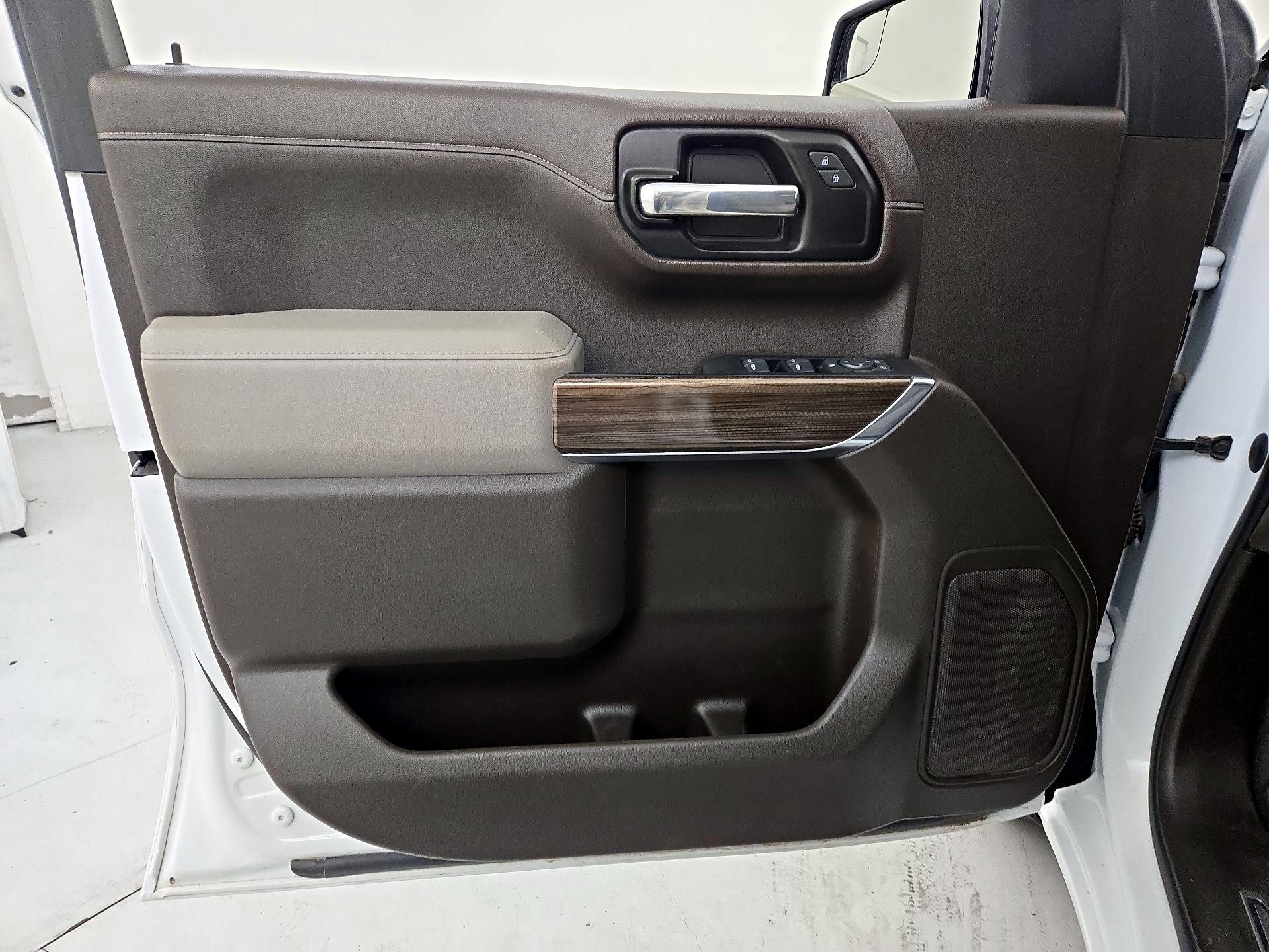 Thumbnail: 2021 Chevrolet Silverado 1500 - 12