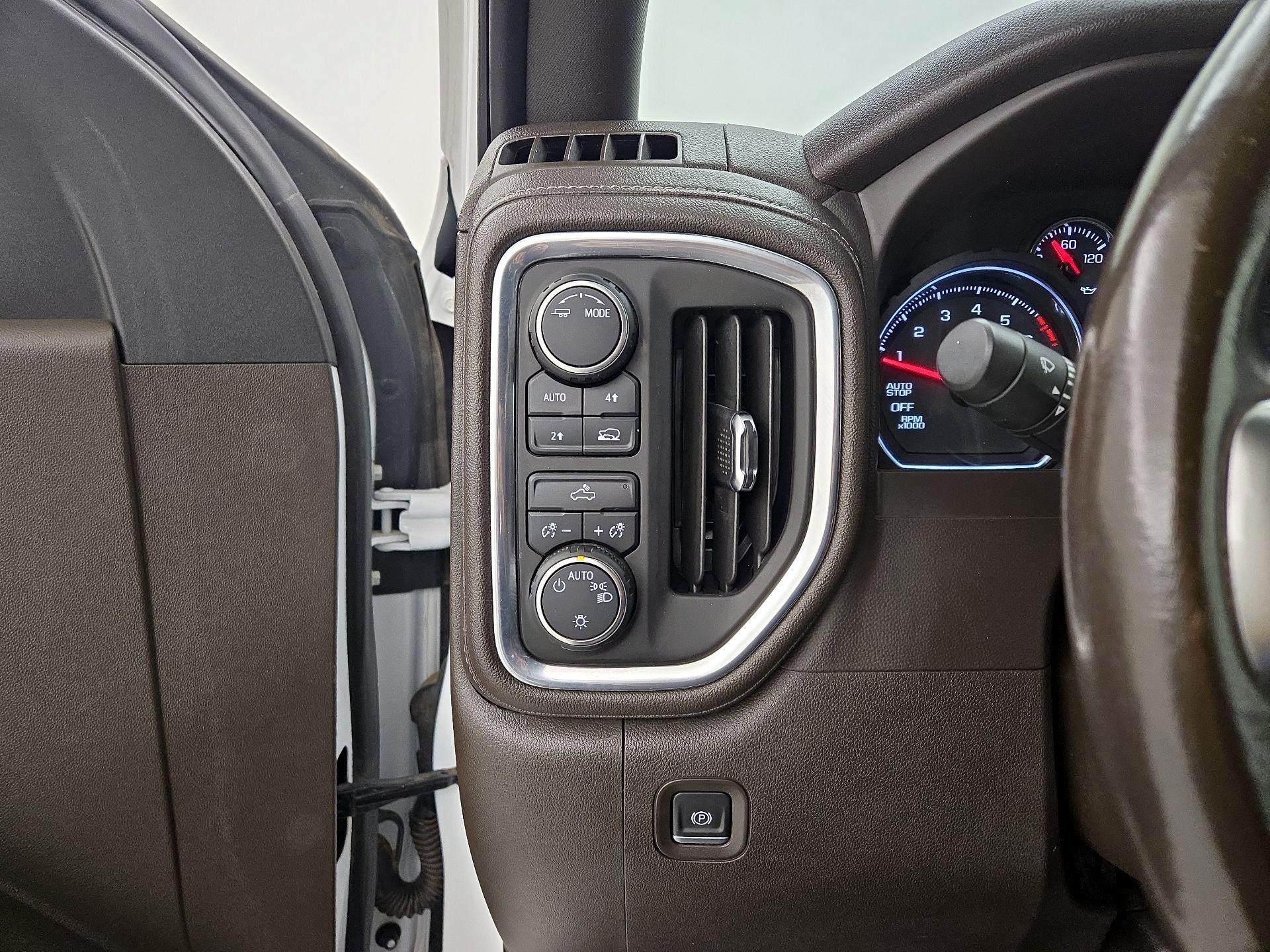 Thumbnail: 2021 Chevrolet Silverado 1500 - 13