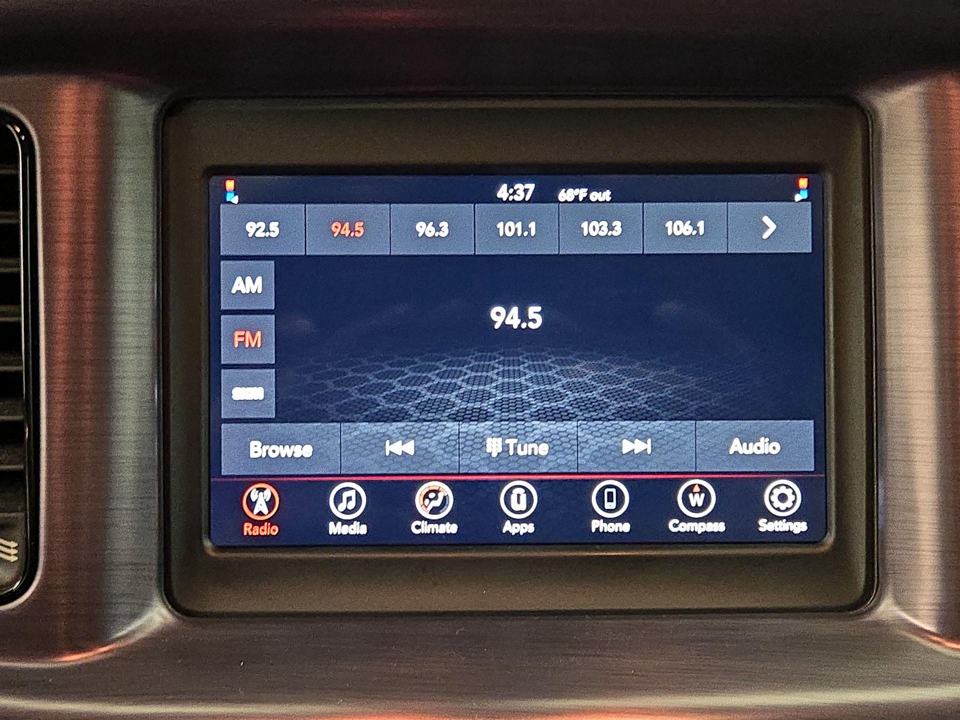 Thumbnail: 2018 Dodge Charger - 15