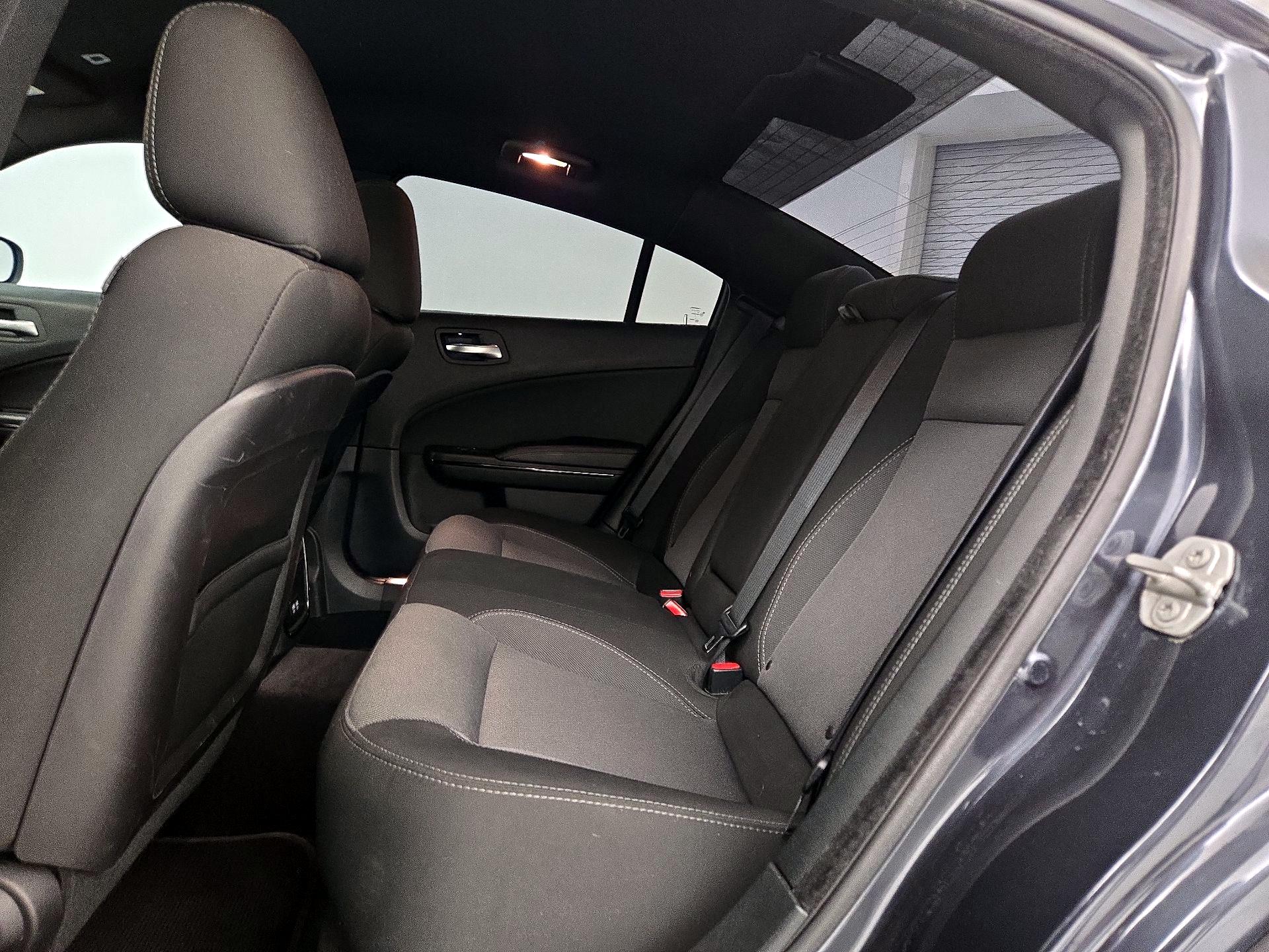 Thumbnail: 2018 Dodge Charger - 19