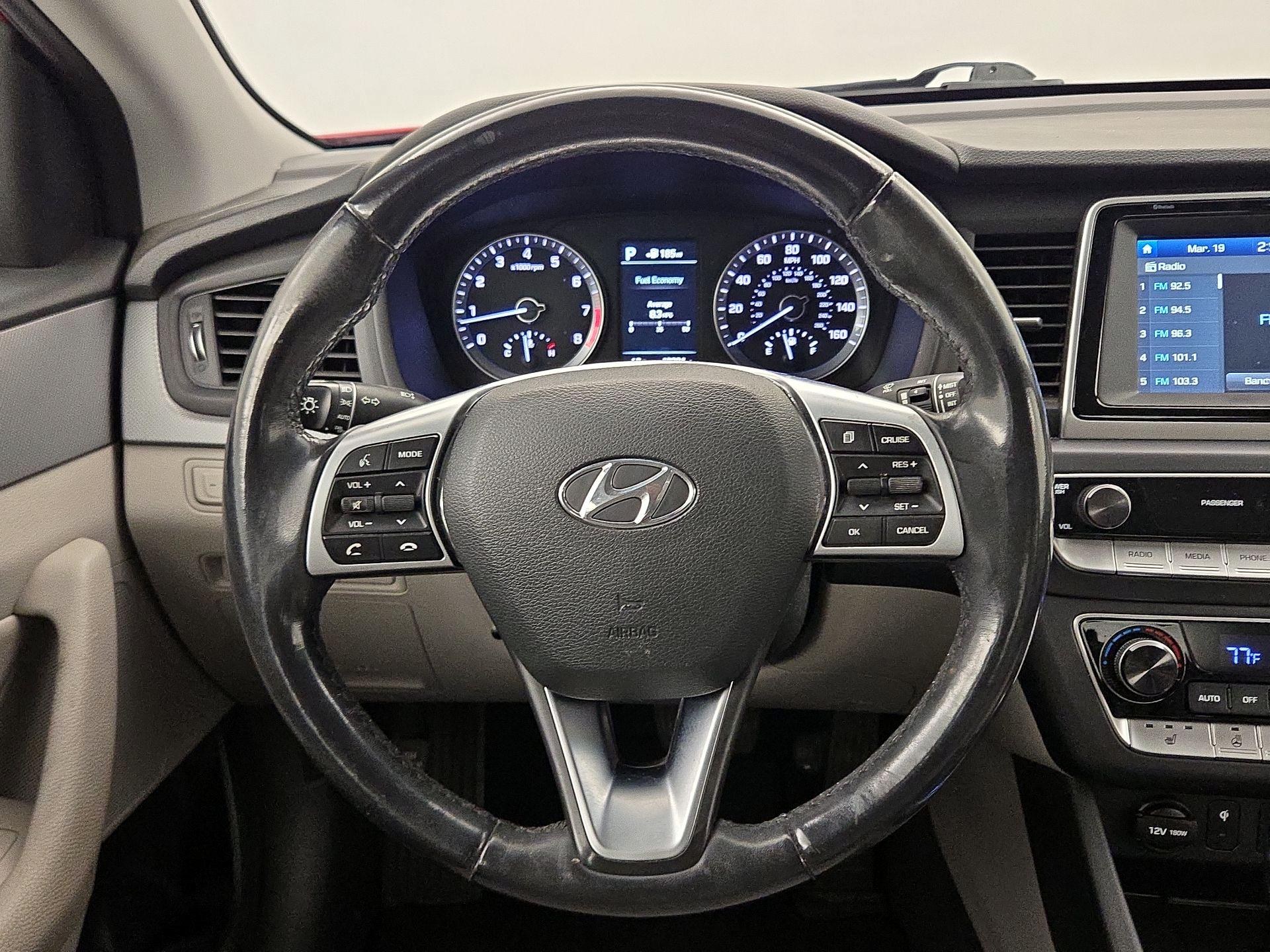 Thumbnail: 2019 Hyundai Sonata - 10