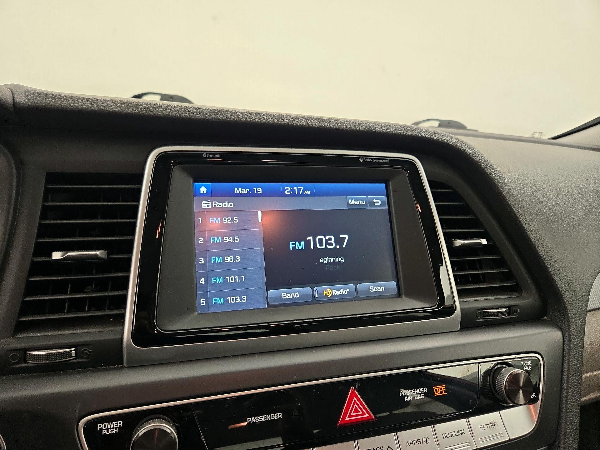 Thumbnail: 2019 Hyundai Sonata - 15