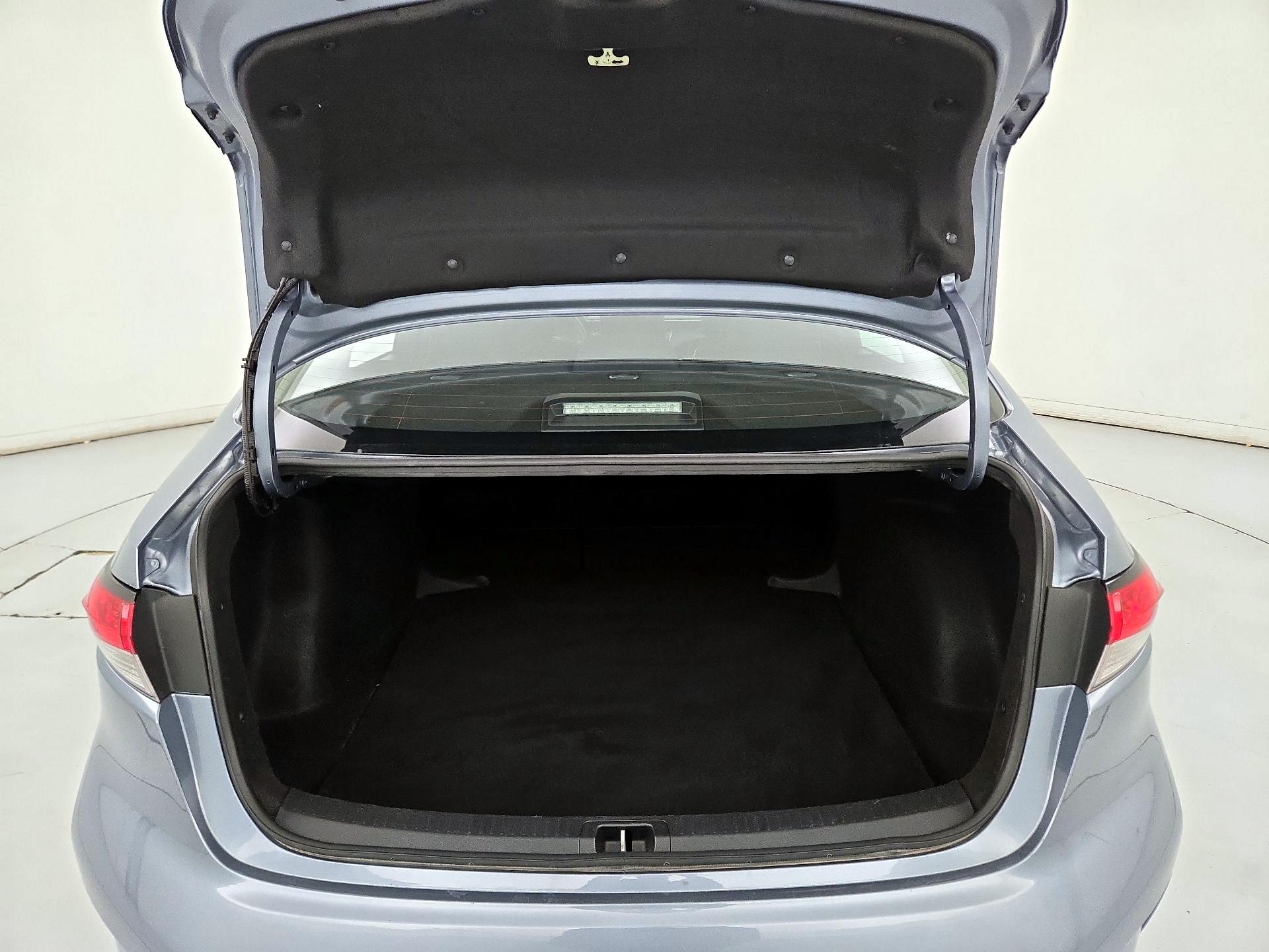 Thumbnail: 2024 Toyota Corolla - 20