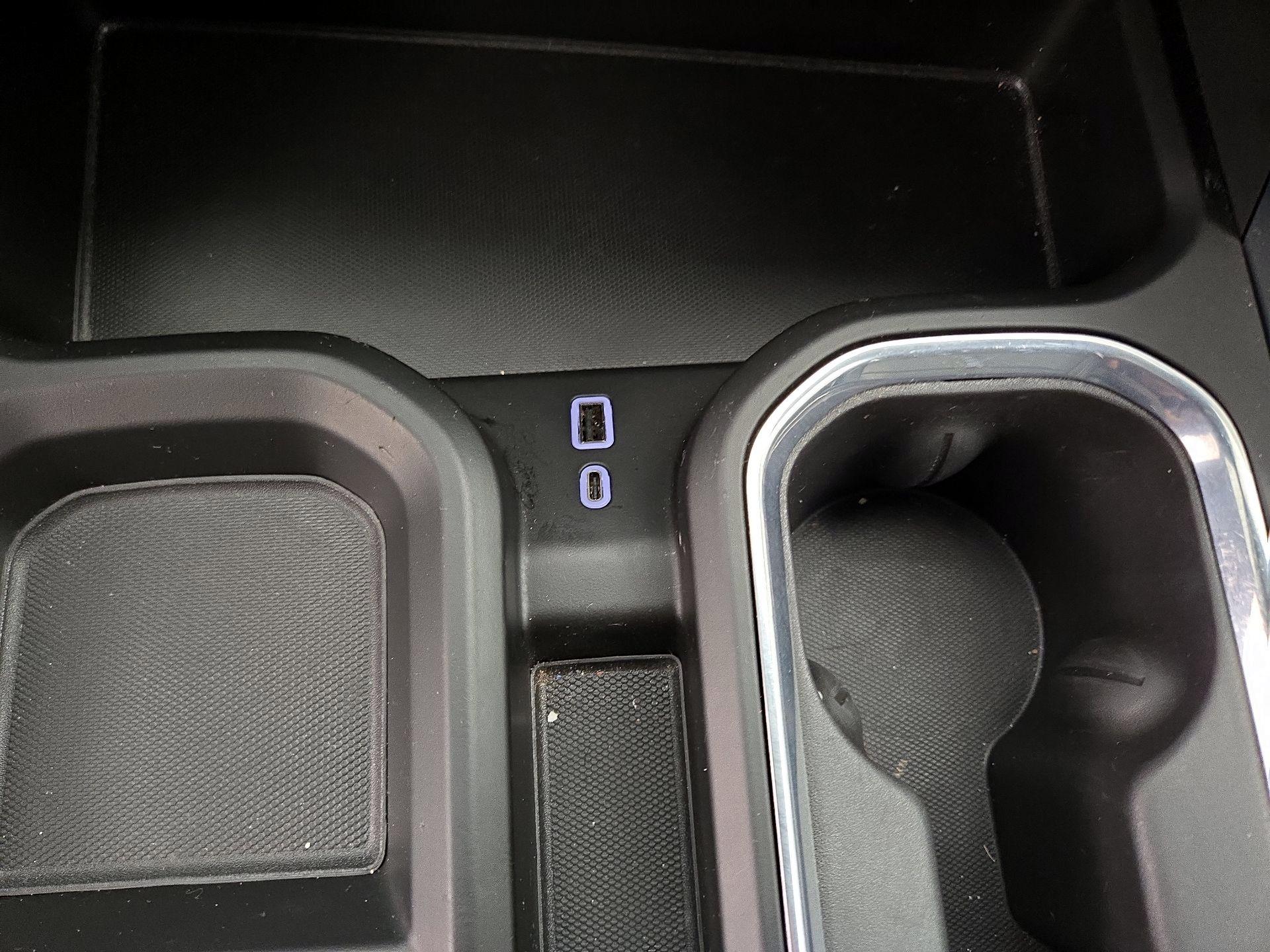 Thumbnail: 2024 GMC Sierra 2500 - 19