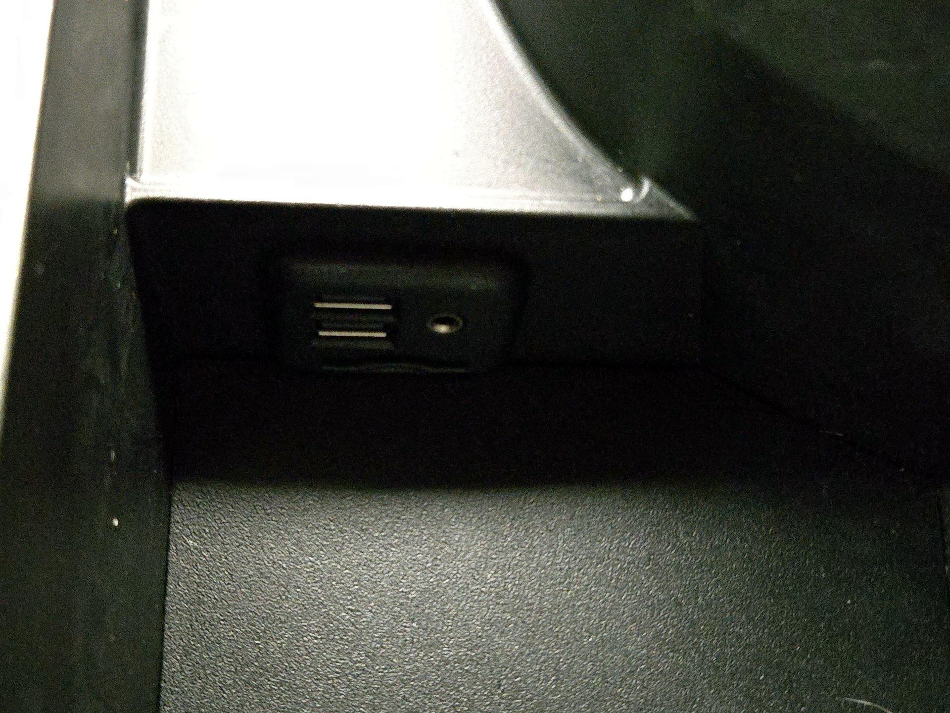 Thumbnail: 2021 Chevrolet Camaro - 17