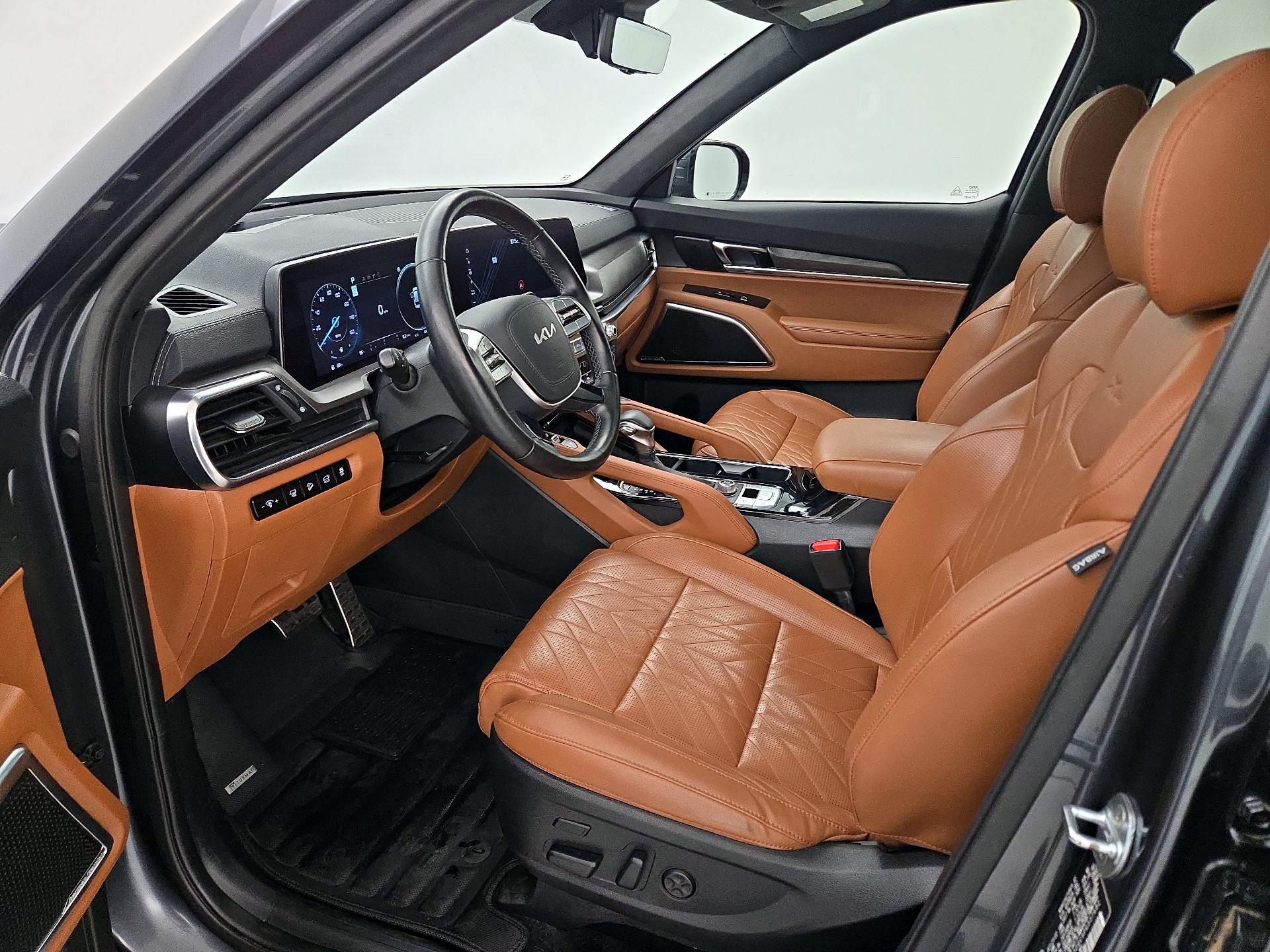 Thumbnail: 2023 Kia Telluride - 11