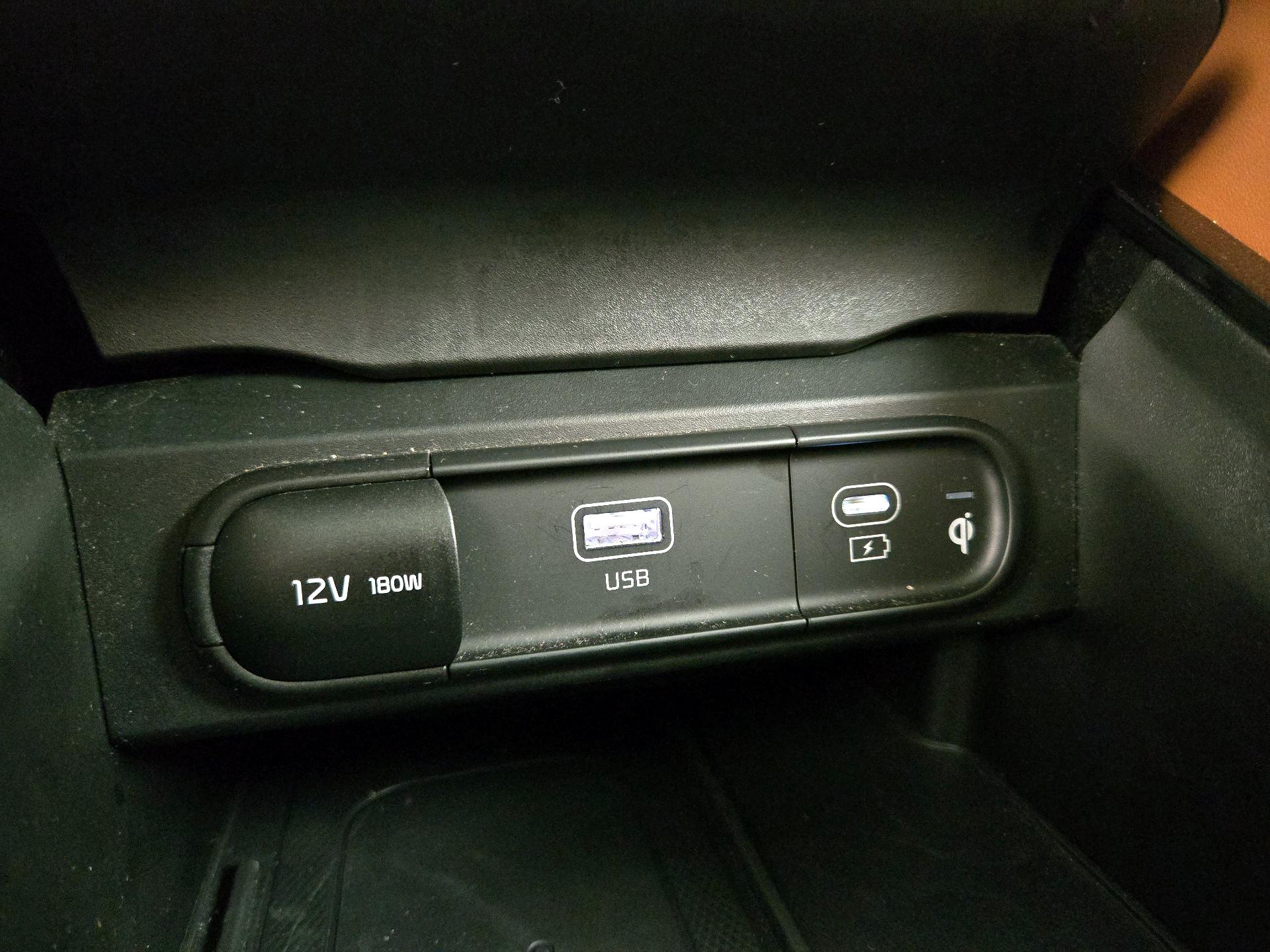 Thumbnail: 2023 Kia Telluride - 19