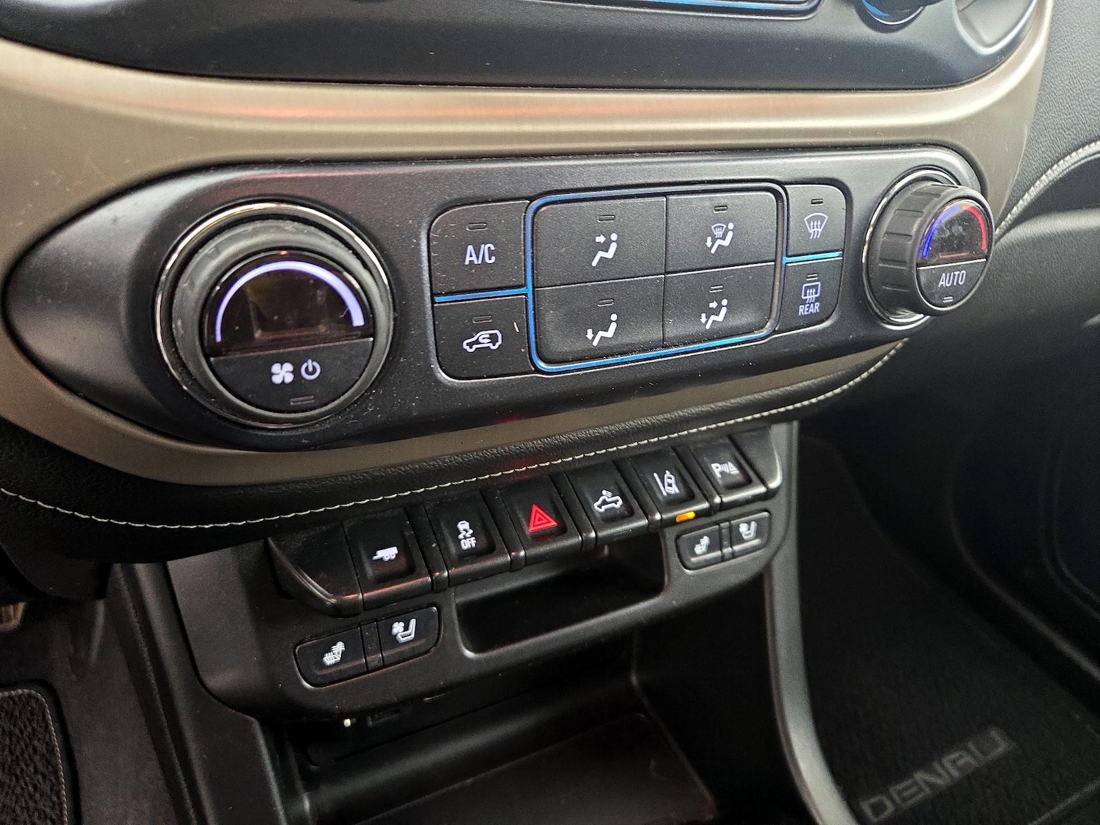 2021 GMC Canyon Denali - Photo 17