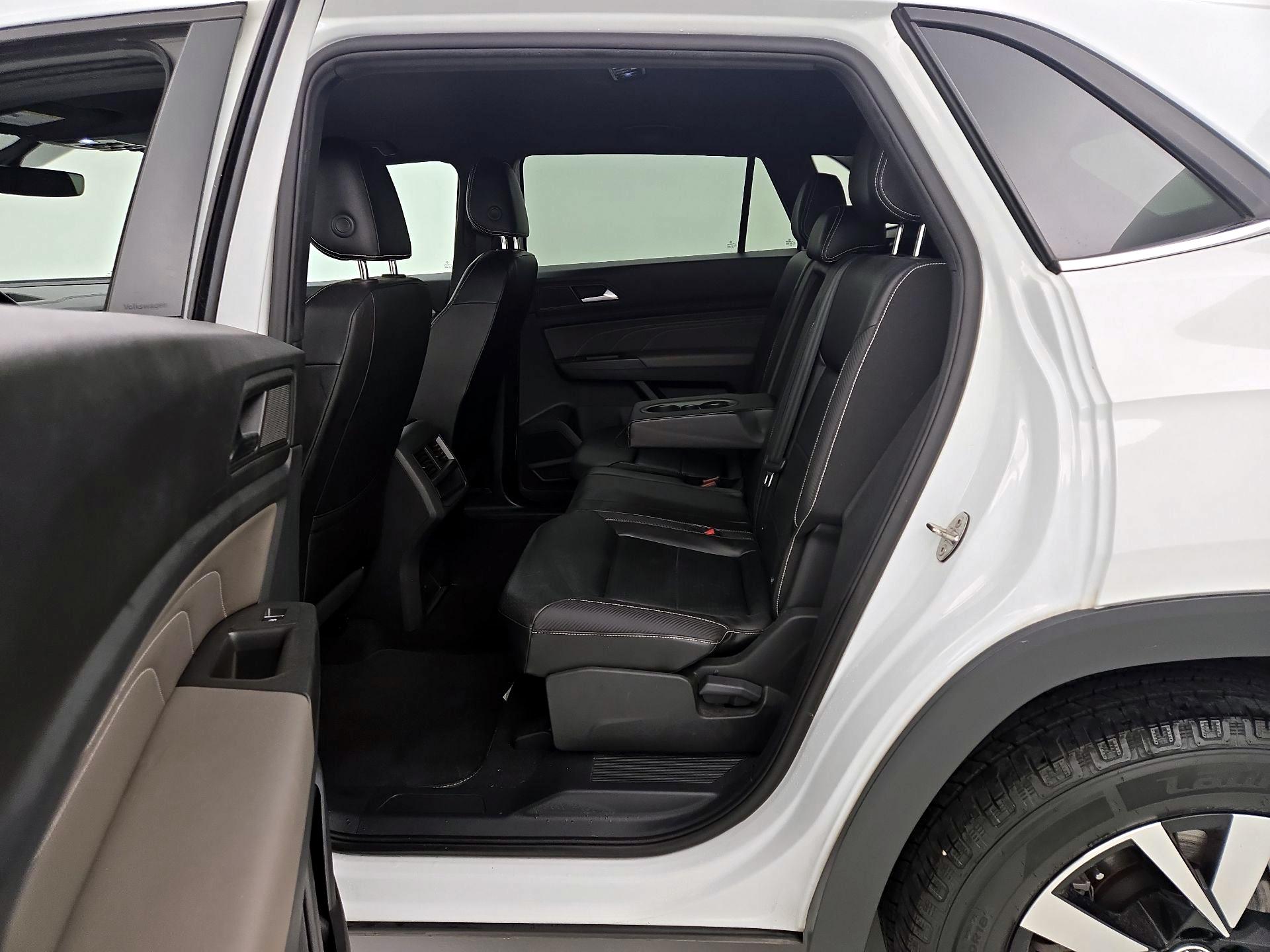 Thumbnail: 2022 Volkswagen Atlas - 19