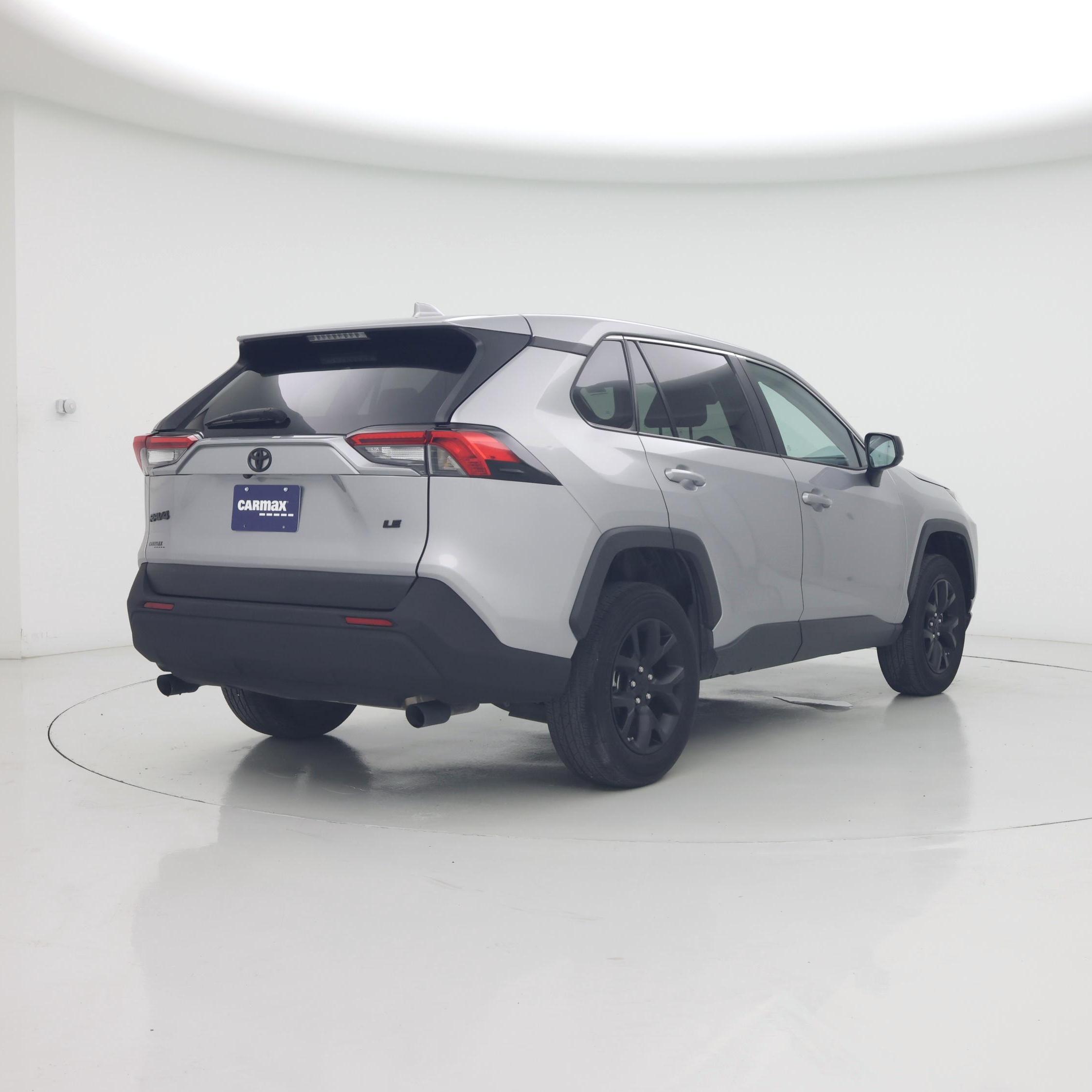 Thumbnail: 2023 Toyota RAV4 - 8