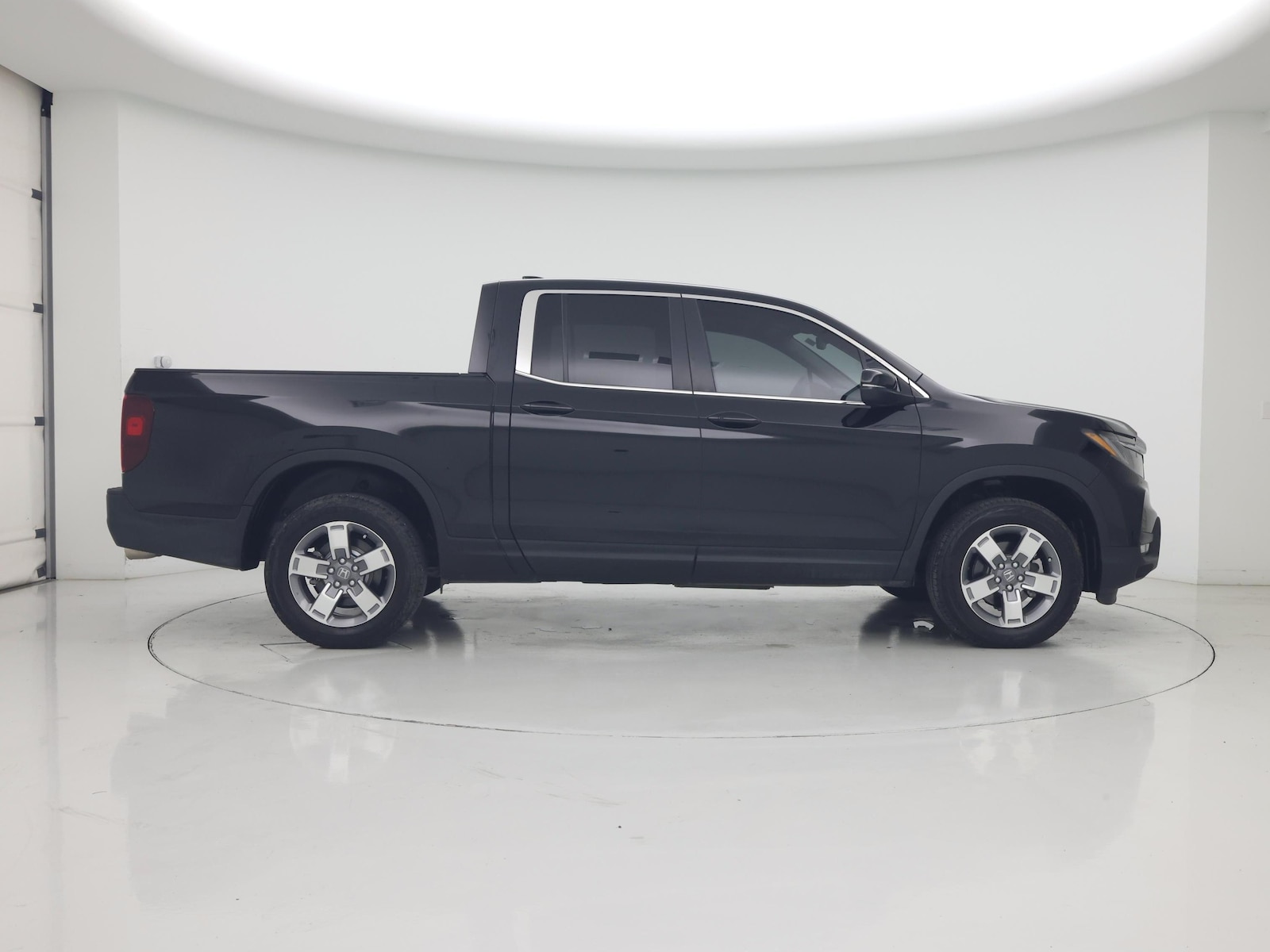 2025 Honda Ridgeline RTL - Photo 8