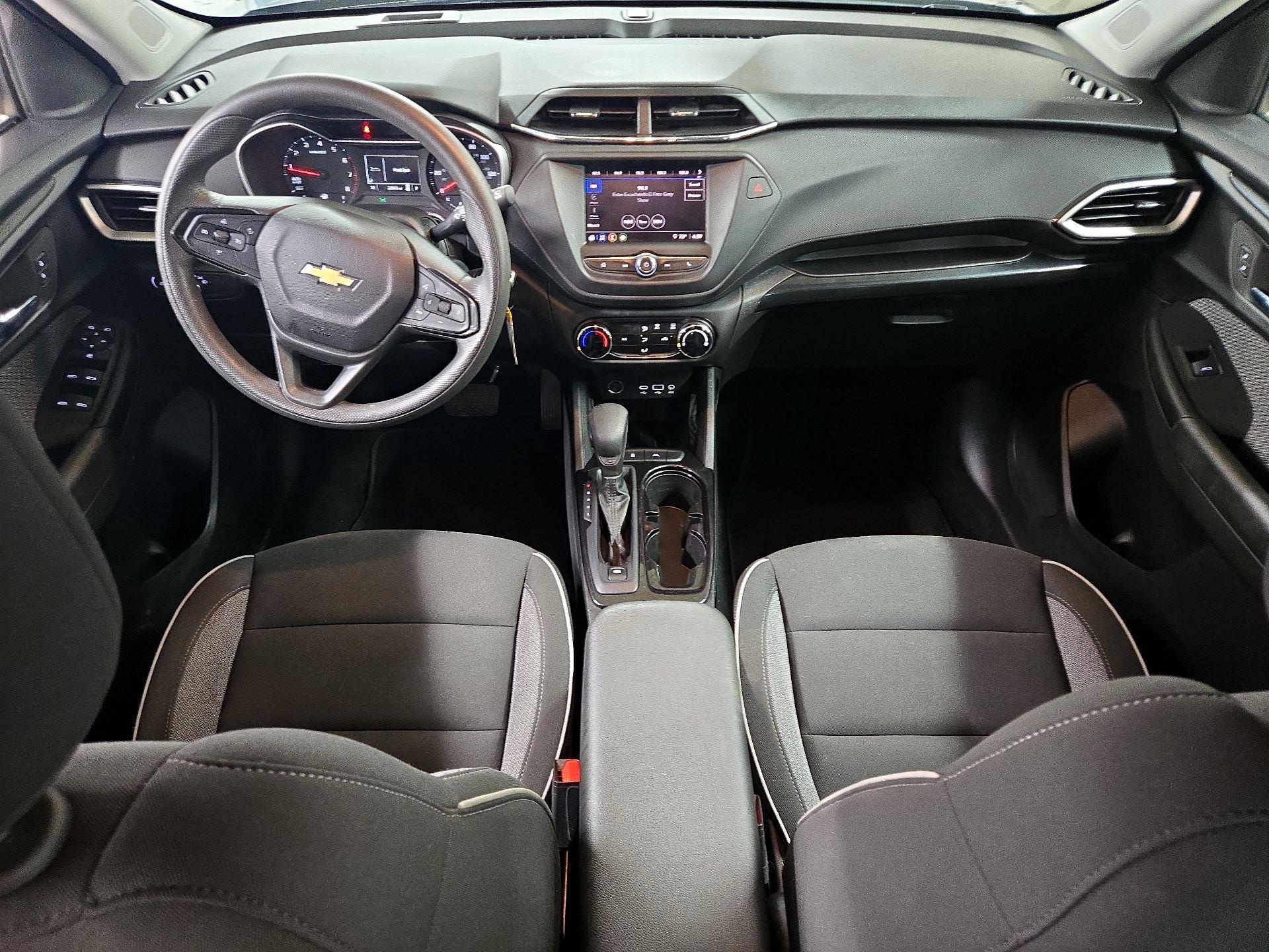 Thumbnail: 2023 Chevrolet TrailBlazer - 9