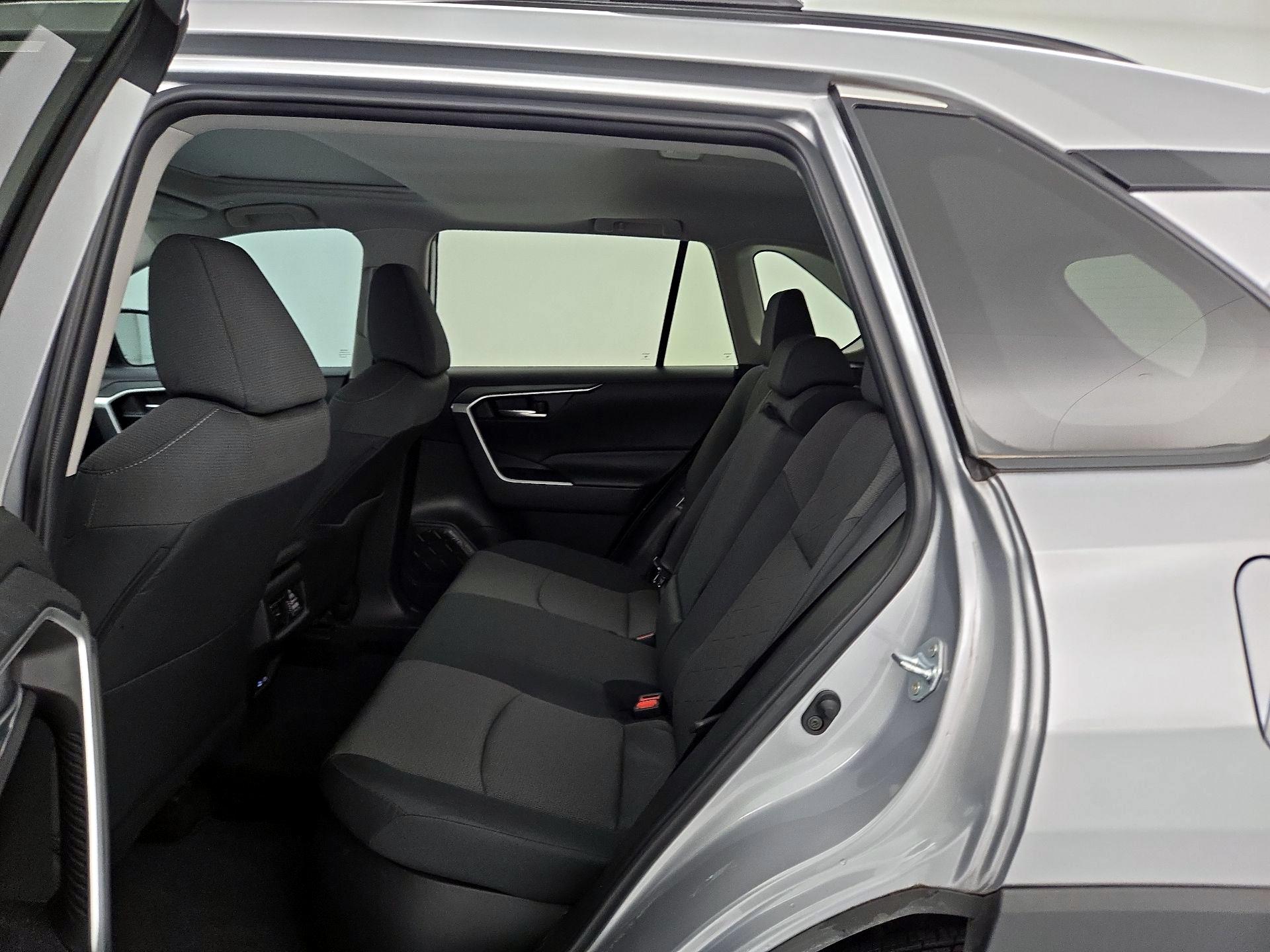 Thumbnail: 2024 Toyota RAV4 - 20