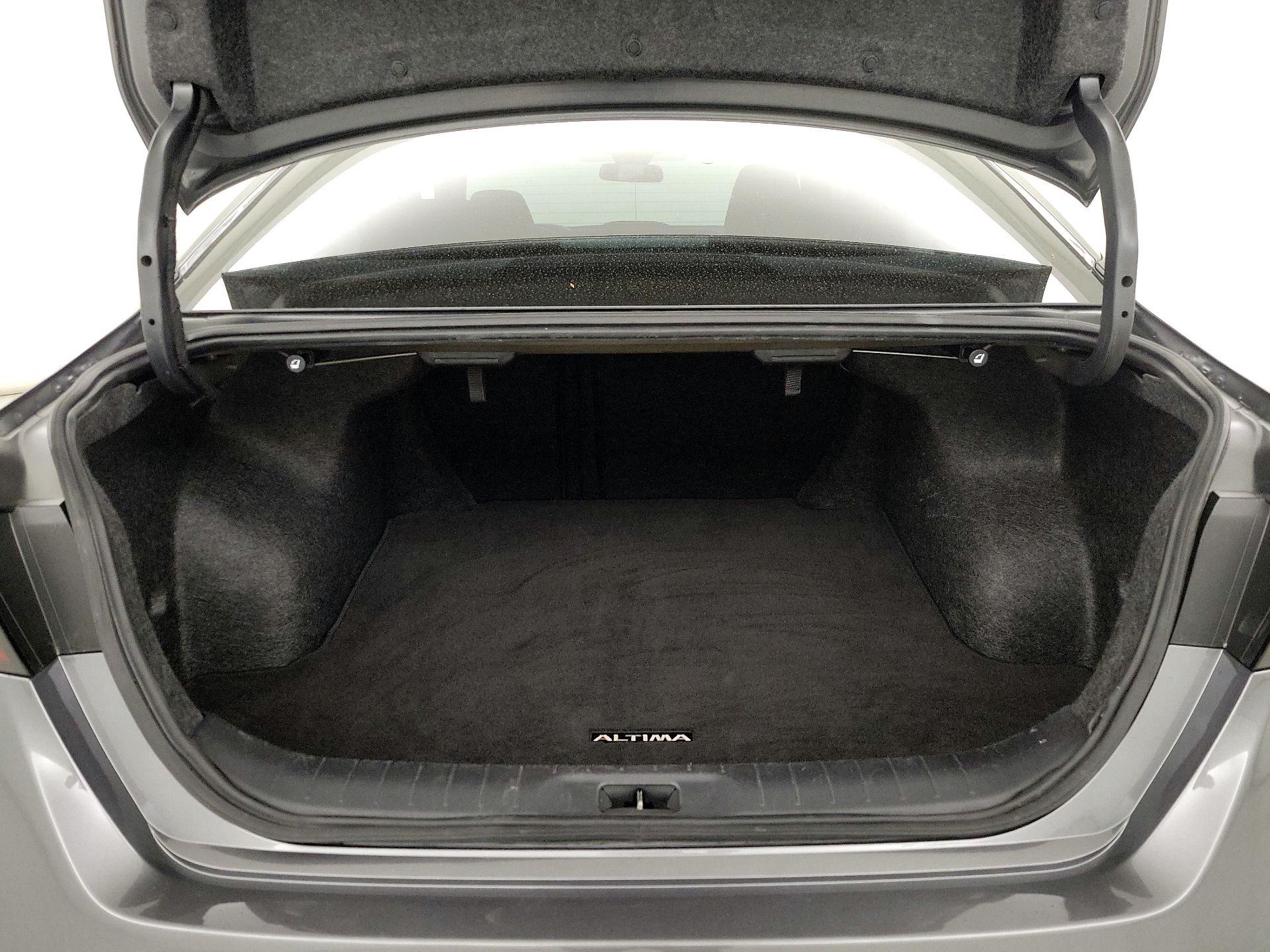 Thumbnail: 2024 Nissan Altima - 20