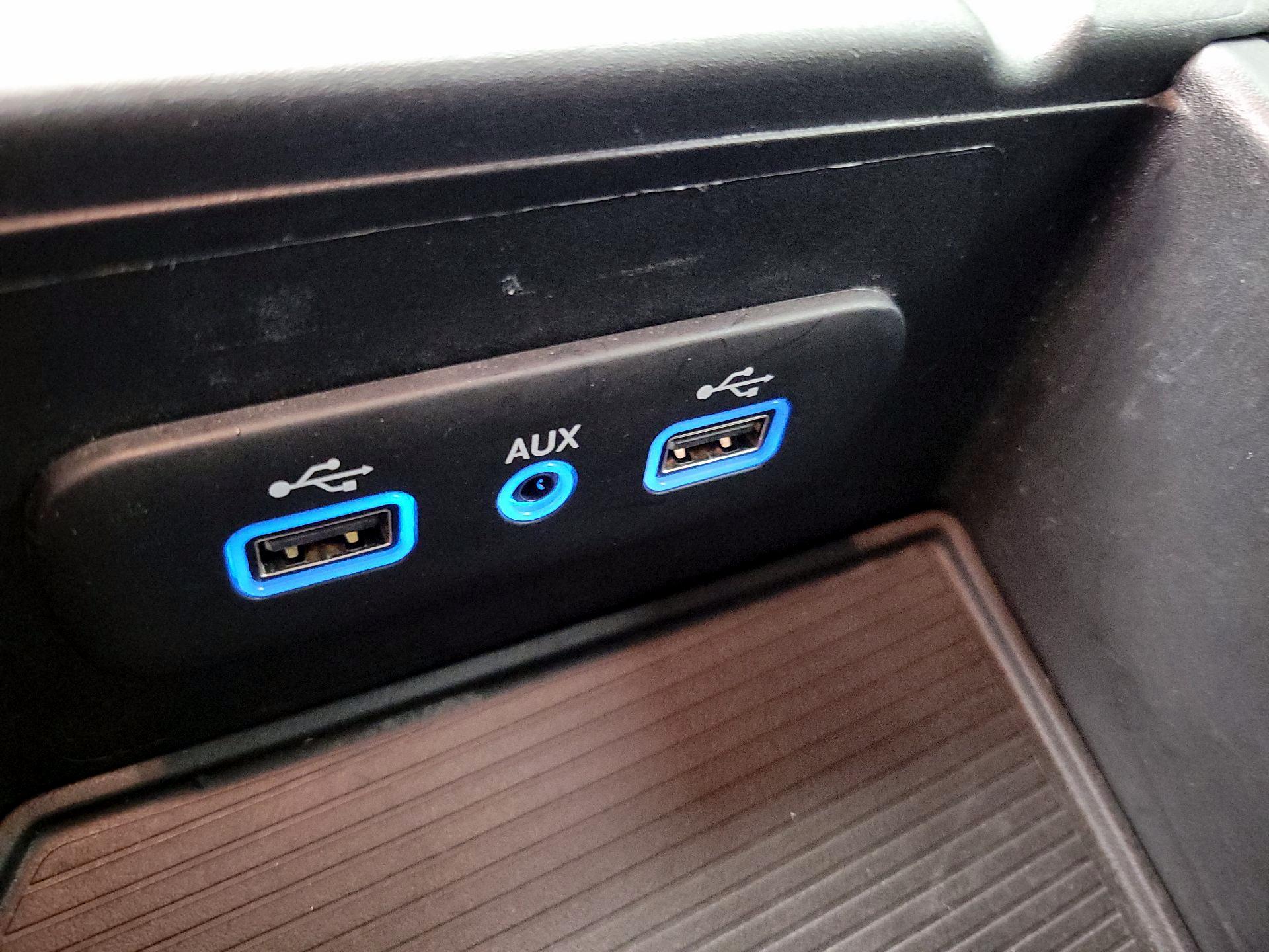 Thumbnail: 2024 RAM 1500 Classic - 18