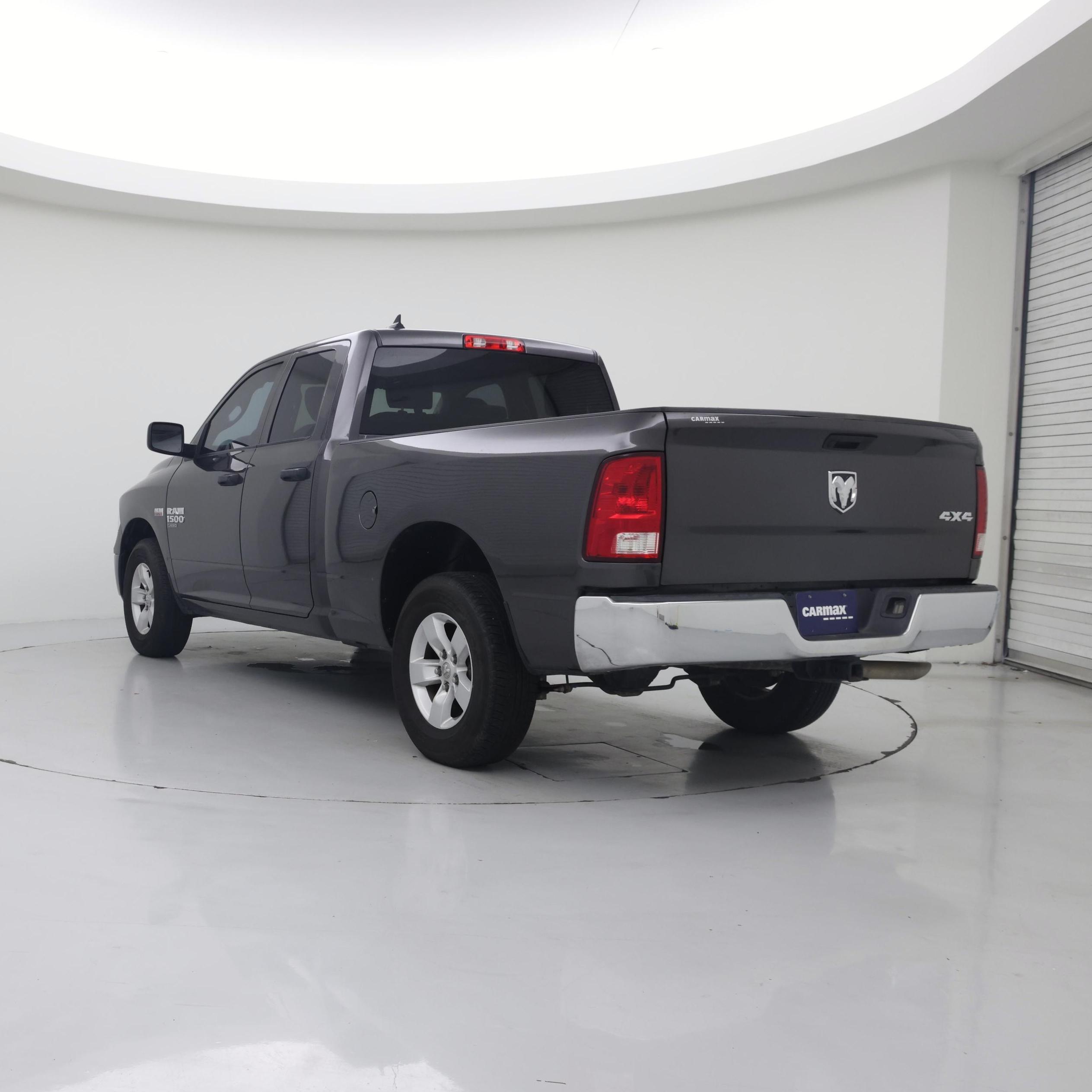 Thumbnail: 2024 RAM 1500 Classic - 2