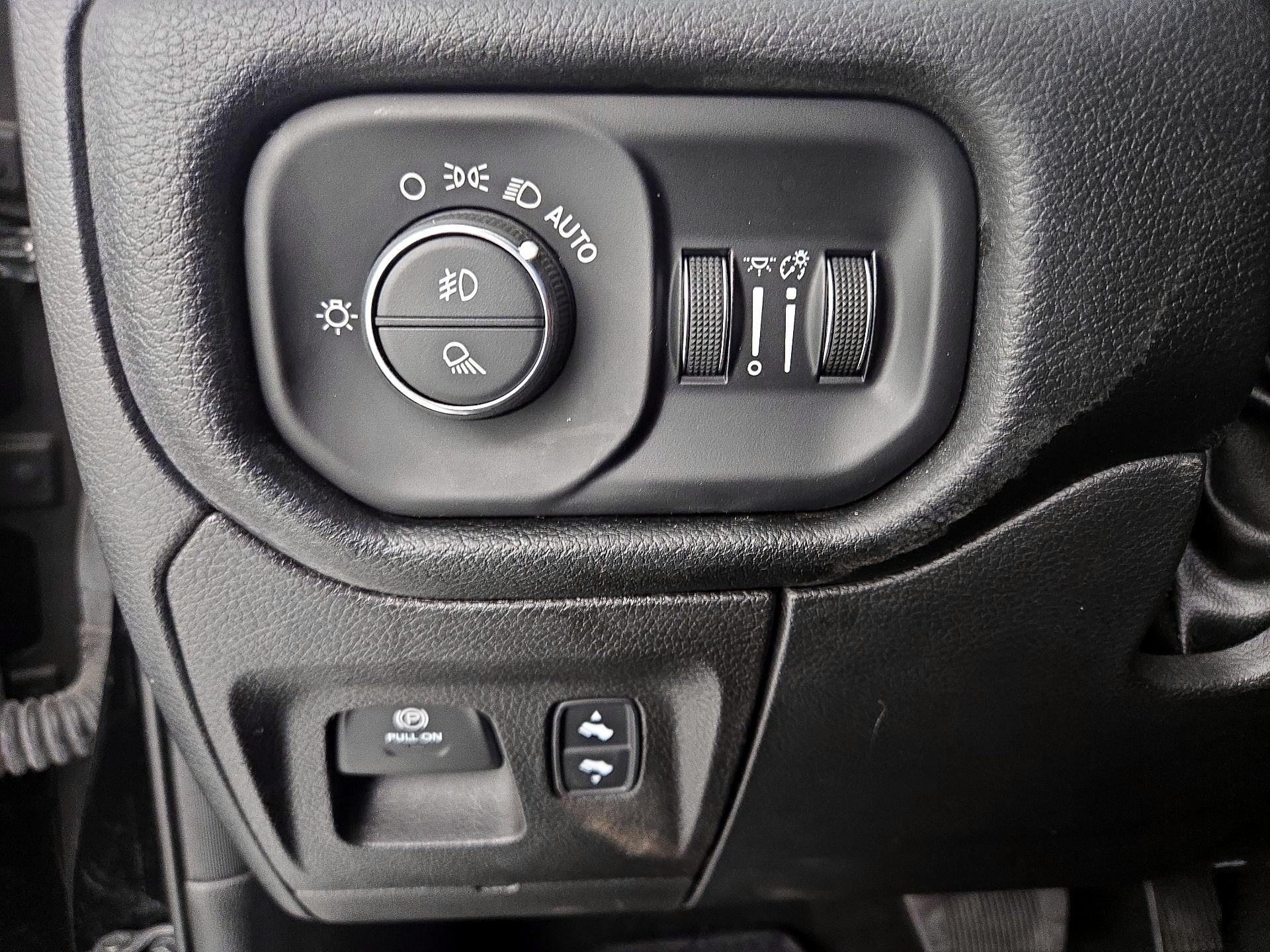 Thumbnail: 2022 RAM 1500 - 13