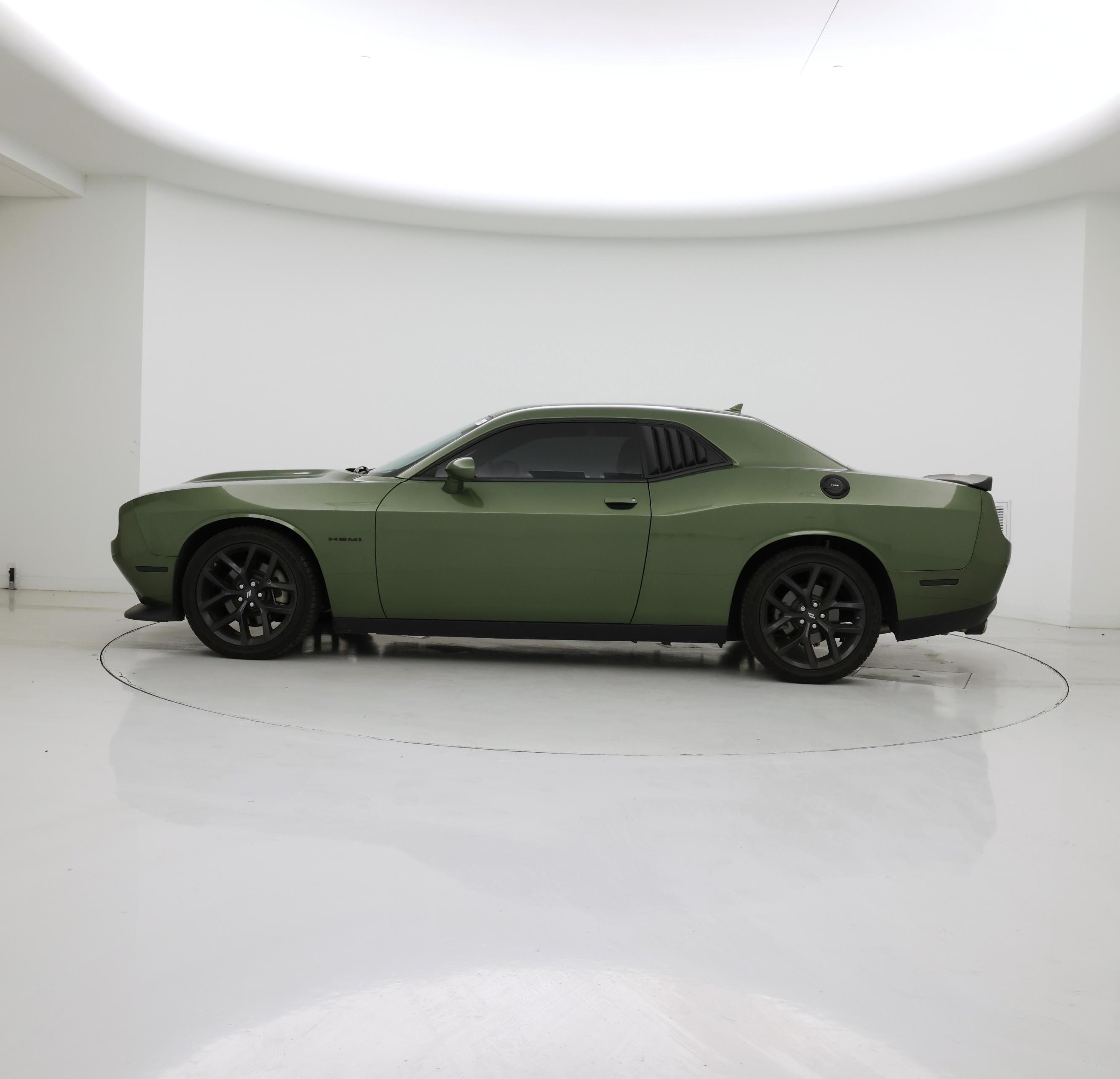 Thumbnail: 2022 Dodge Challenger - 3