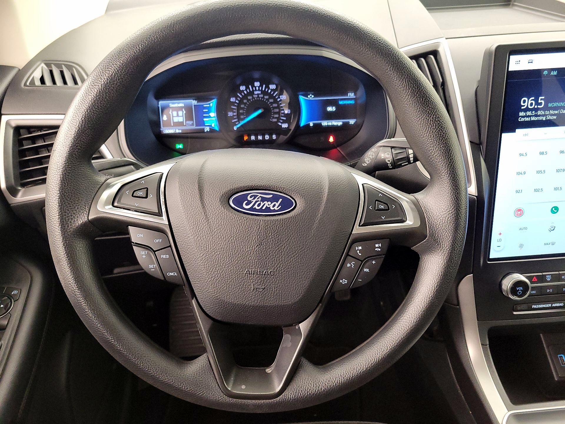 Thumbnail: 2022 Ford Edge - 10