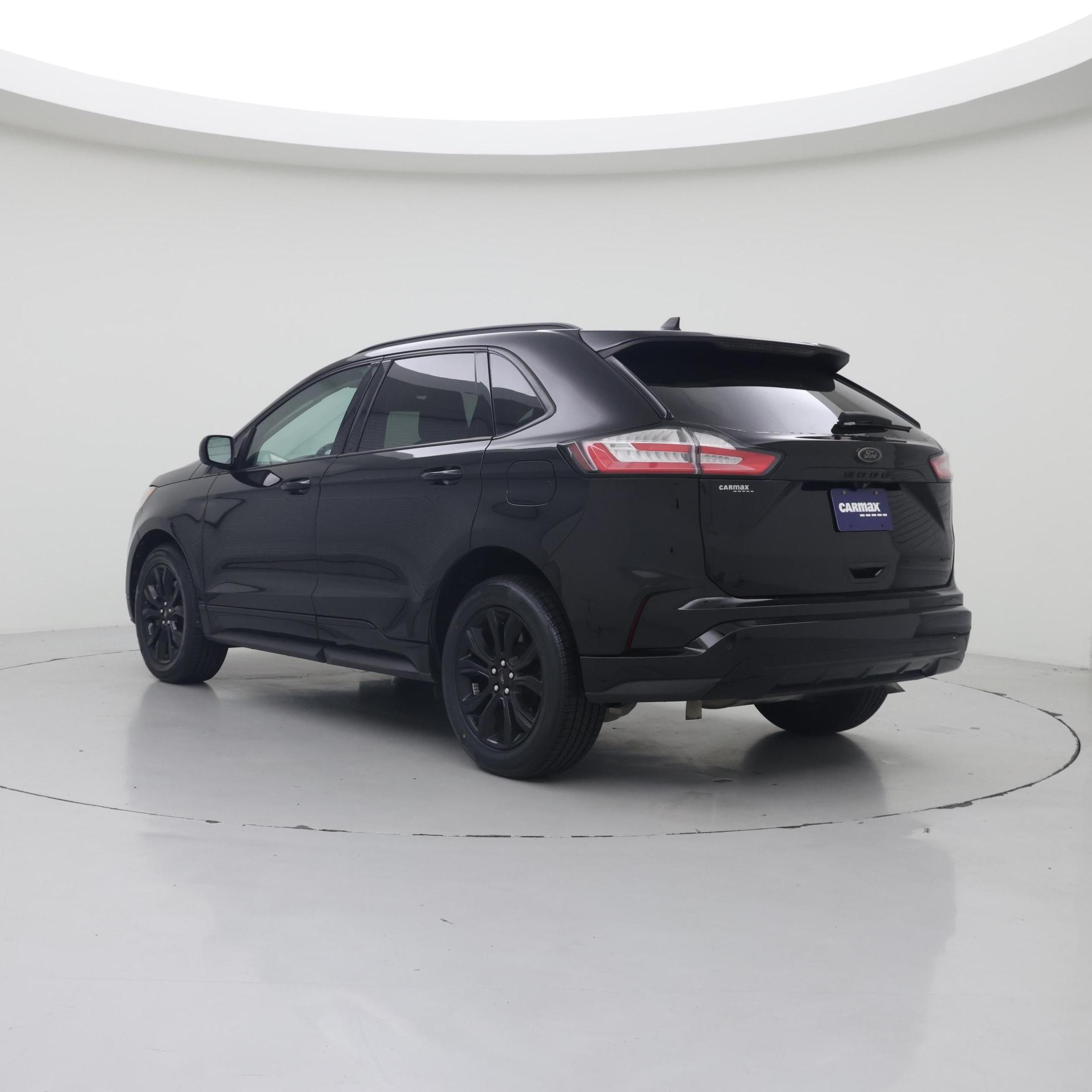 Thumbnail: 2022 Ford Edge - 2