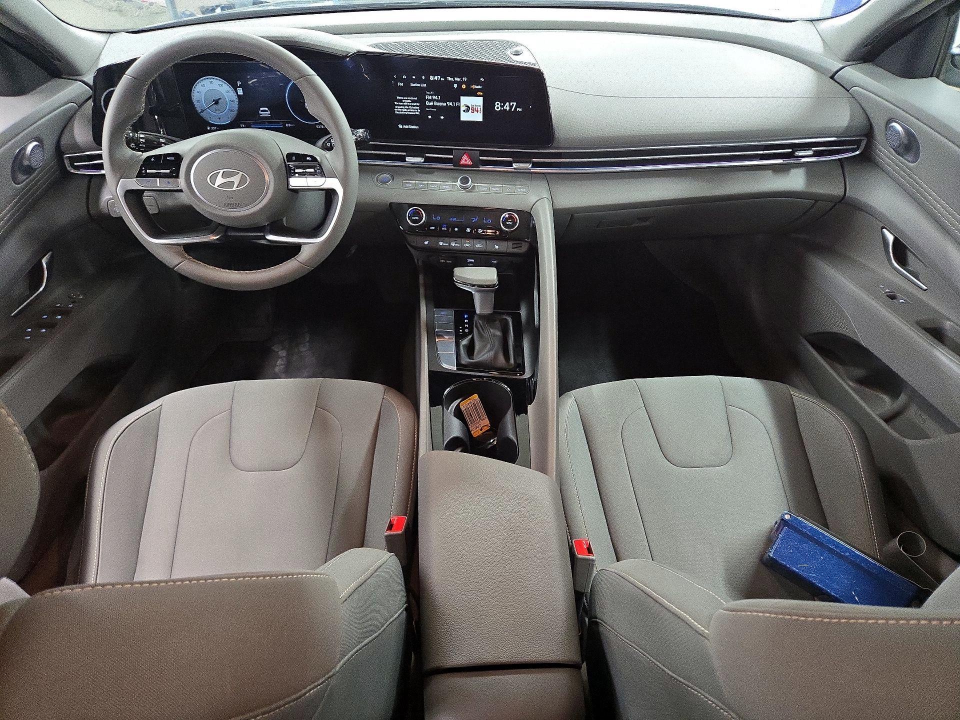 Thumbnail: 2025 Hyundai Elantra - 9