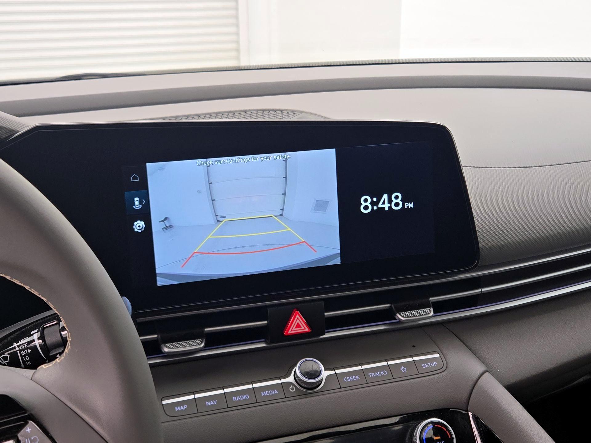 Thumbnail: 2025 Hyundai Elantra - 15