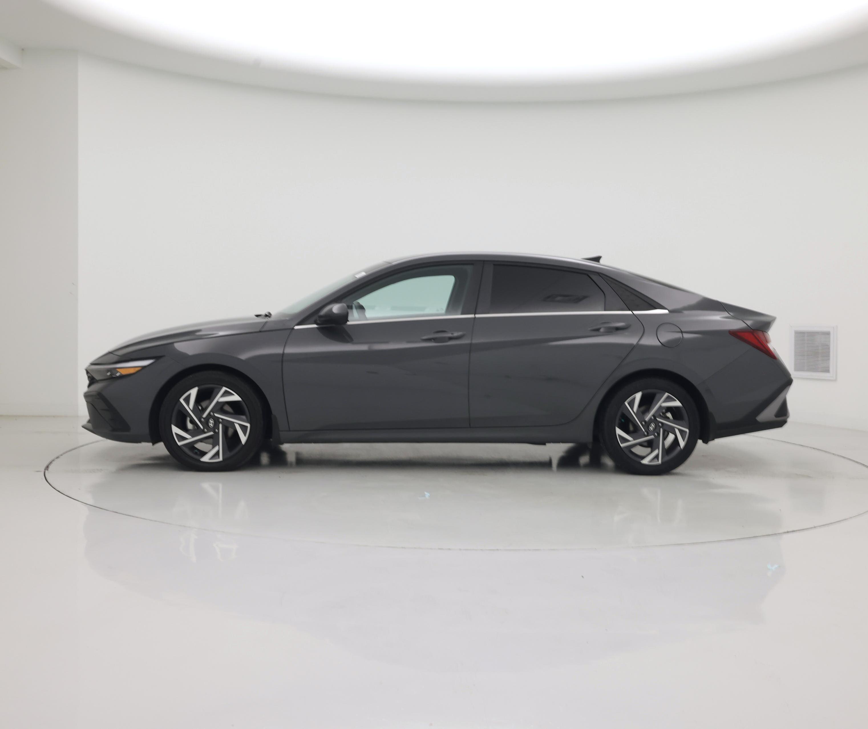 Thumbnail: 2025 Hyundai Elantra - 3