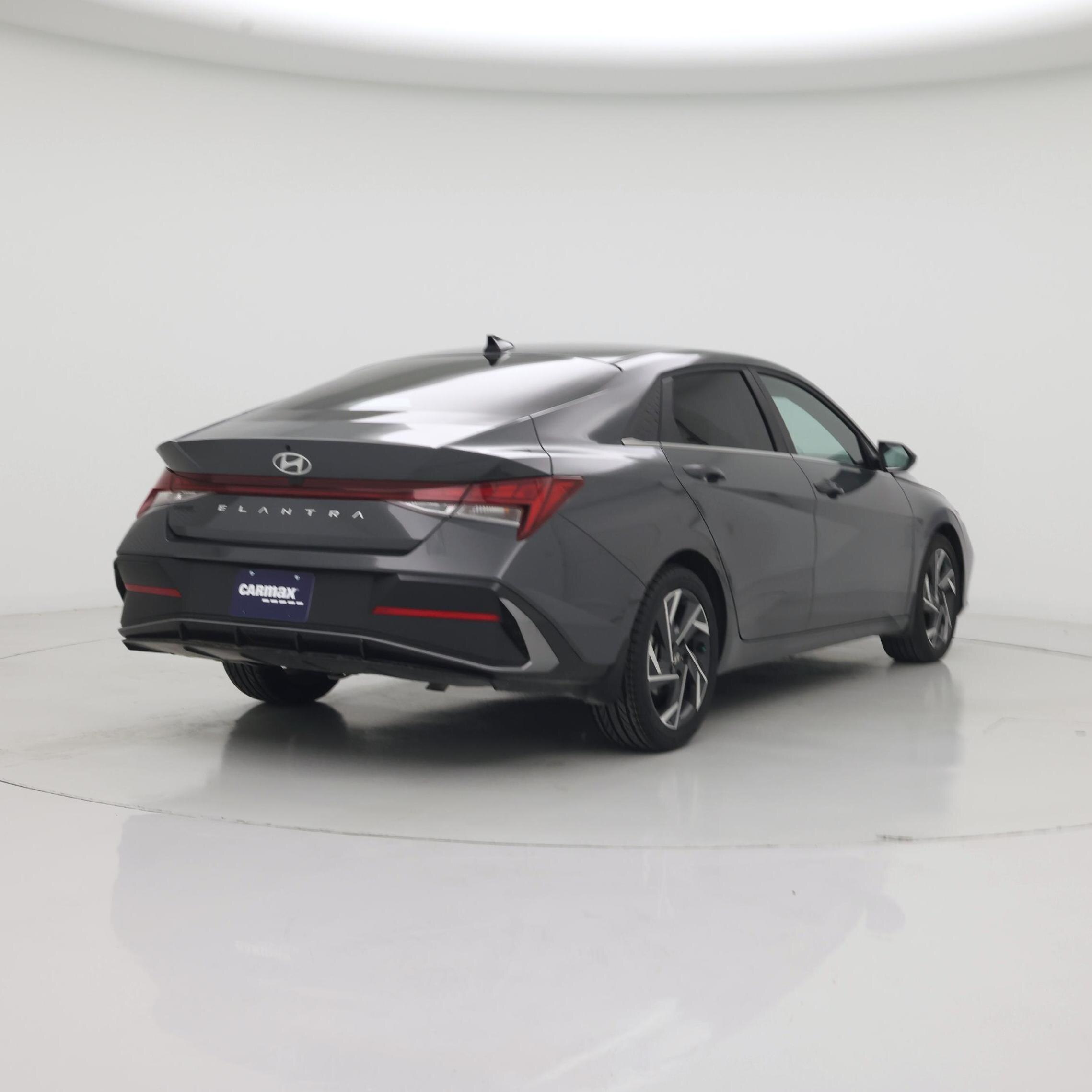 Thumbnail: 2025 Hyundai Elantra - 8