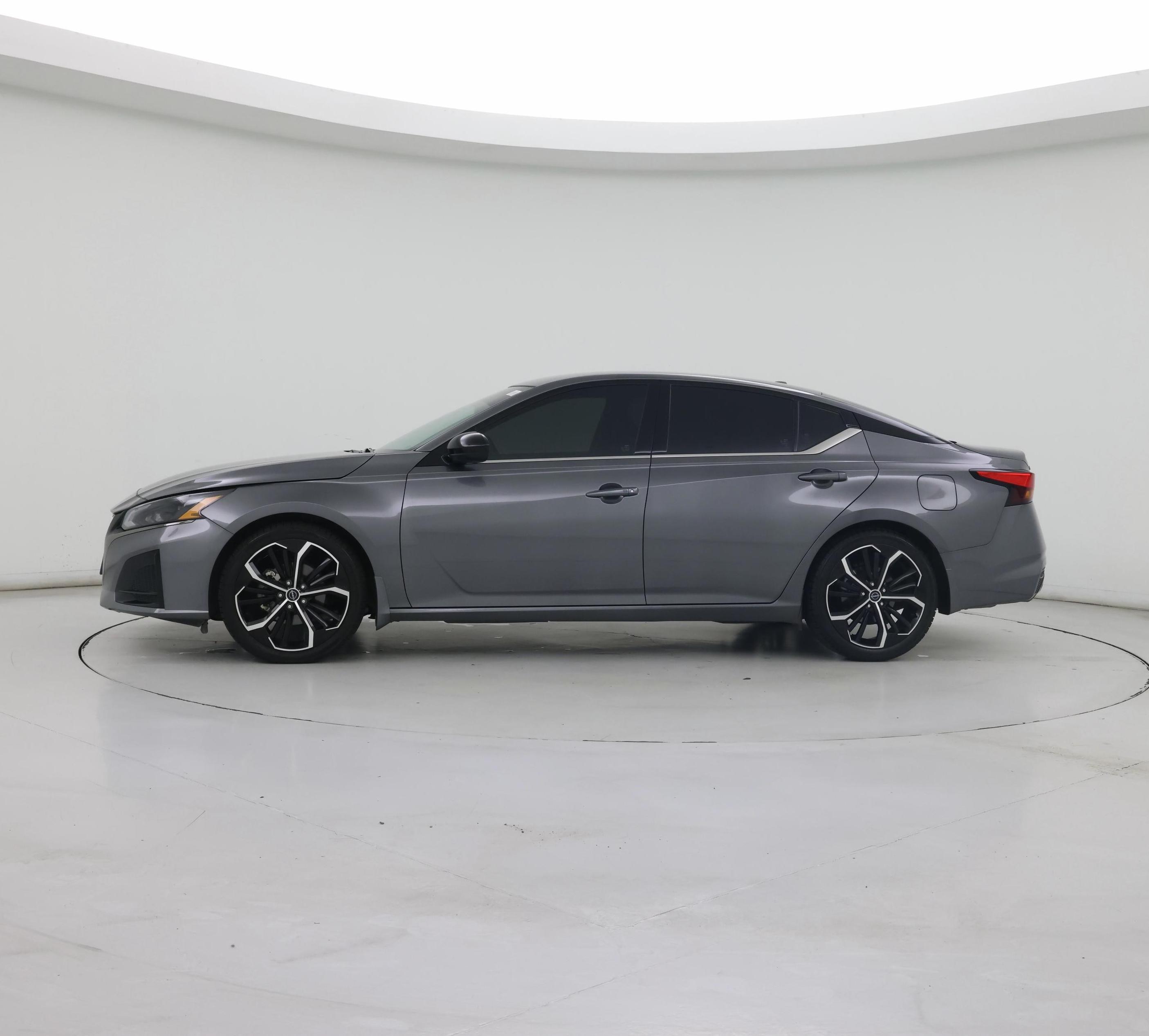 Thumbnail: 2024 Nissan Altima - 3