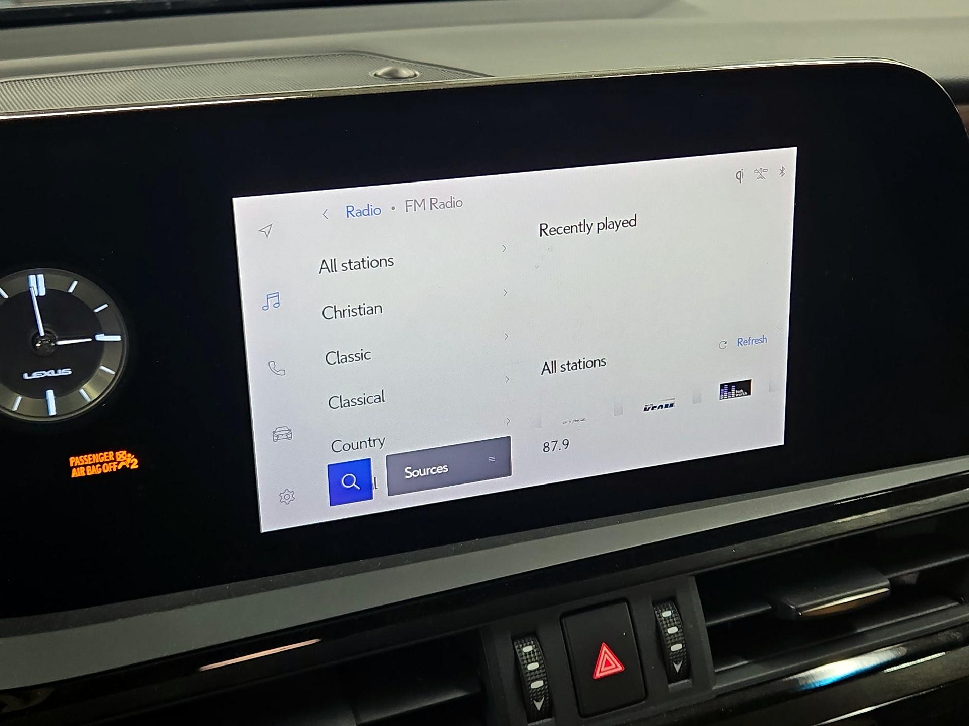 Thumbnail: 2023 Lexus ES - 15