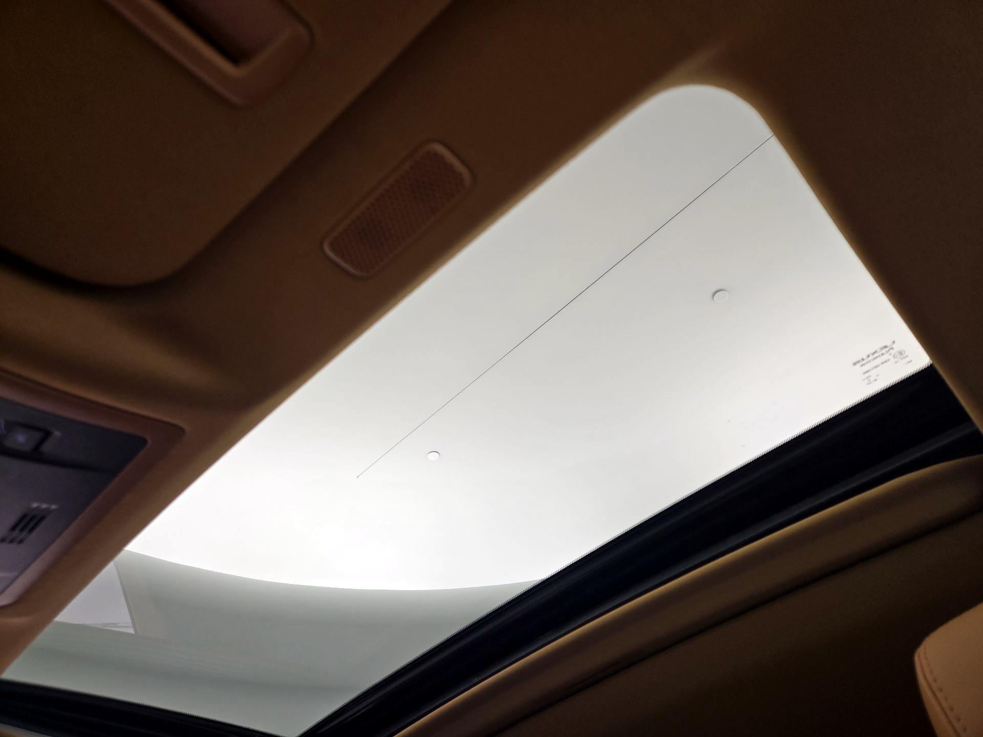 Thumbnail: 2023 Lexus ES - 19