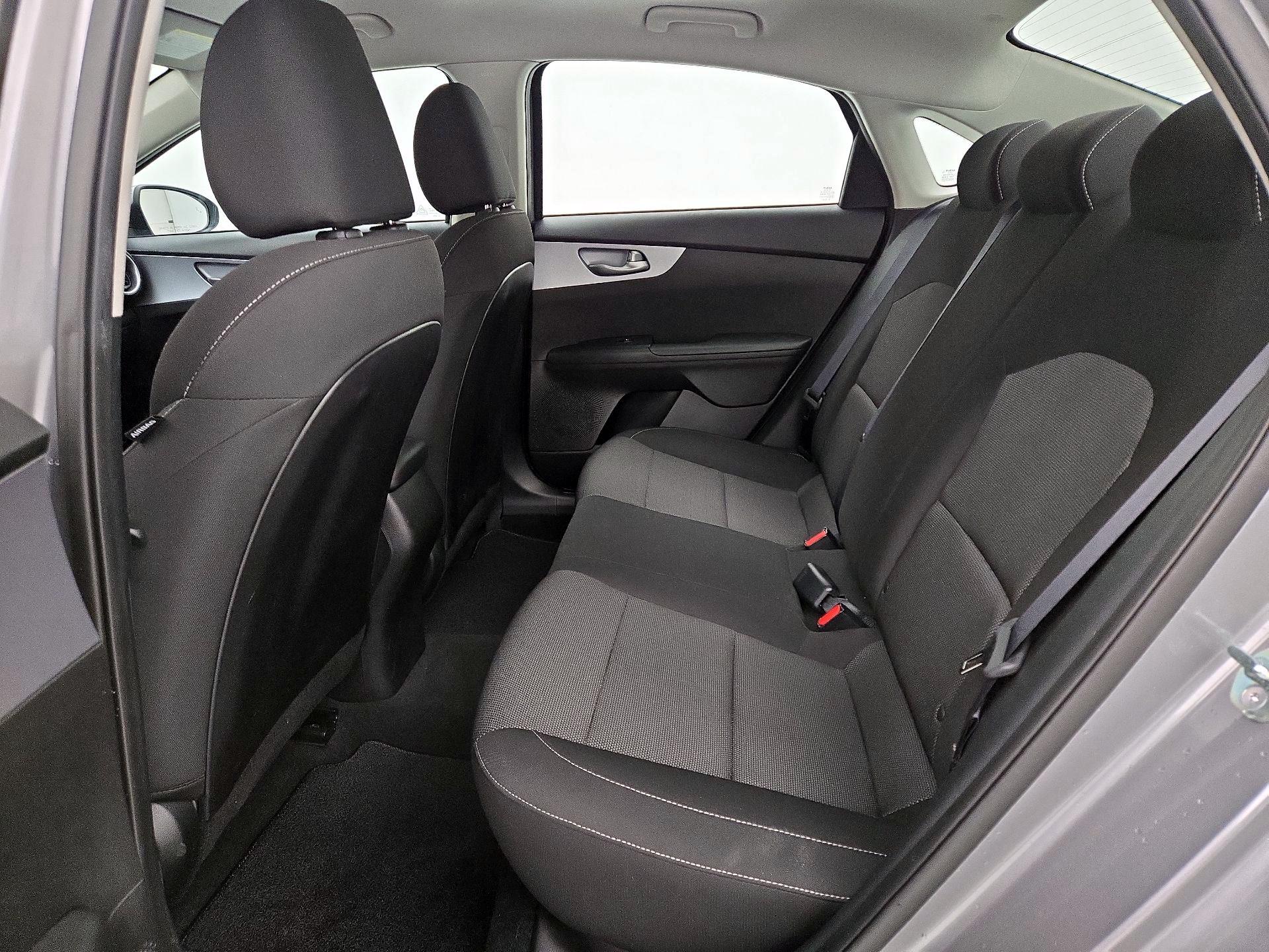 Thumbnail: 2023 Kia Forte - 18