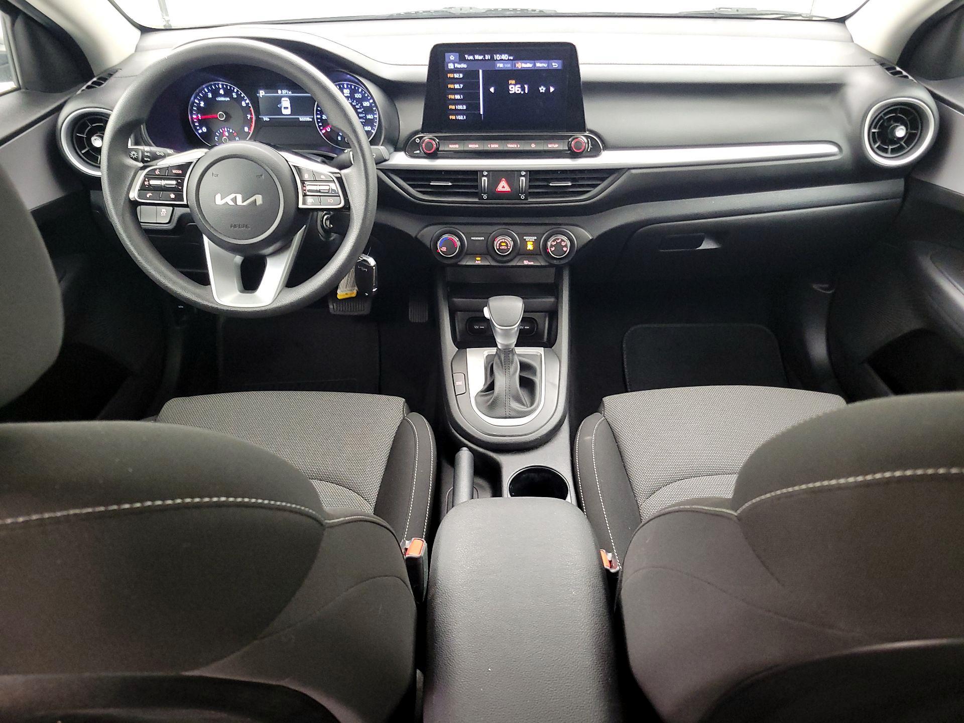 Thumbnail: 2023 Kia Forte - 9