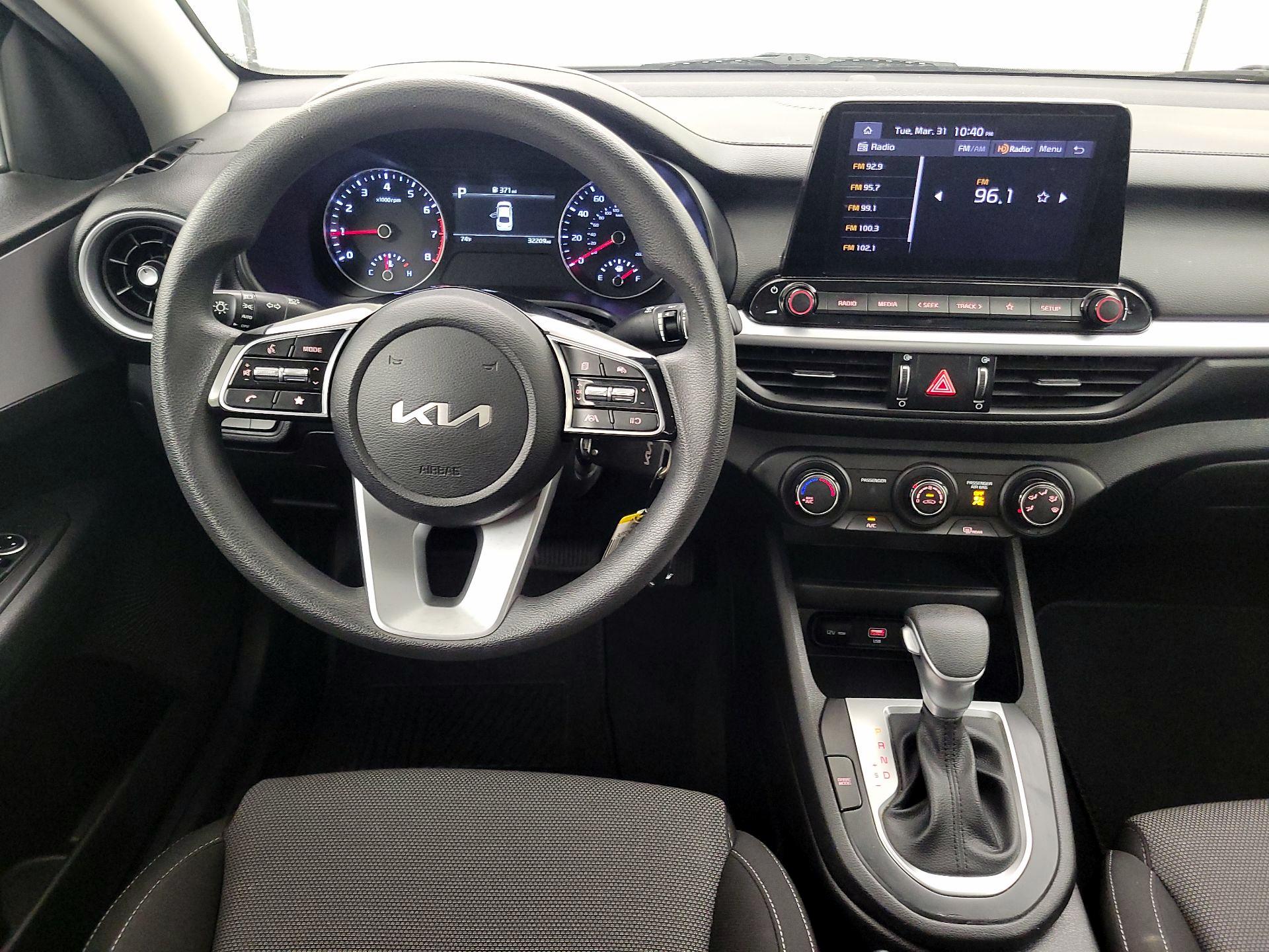 Thumbnail: 2023 Kia Forte - 10