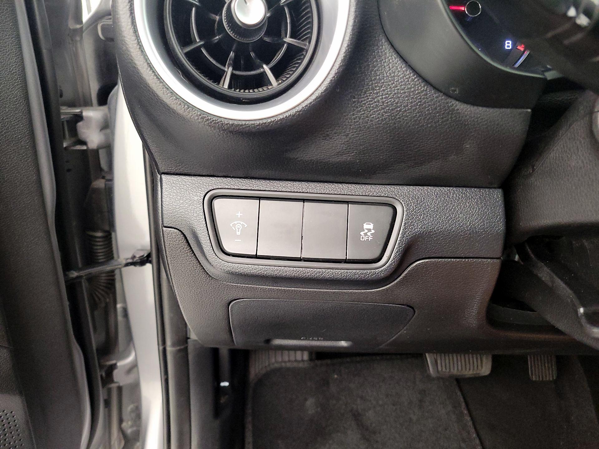 Thumbnail: 2023 Kia Forte - 13