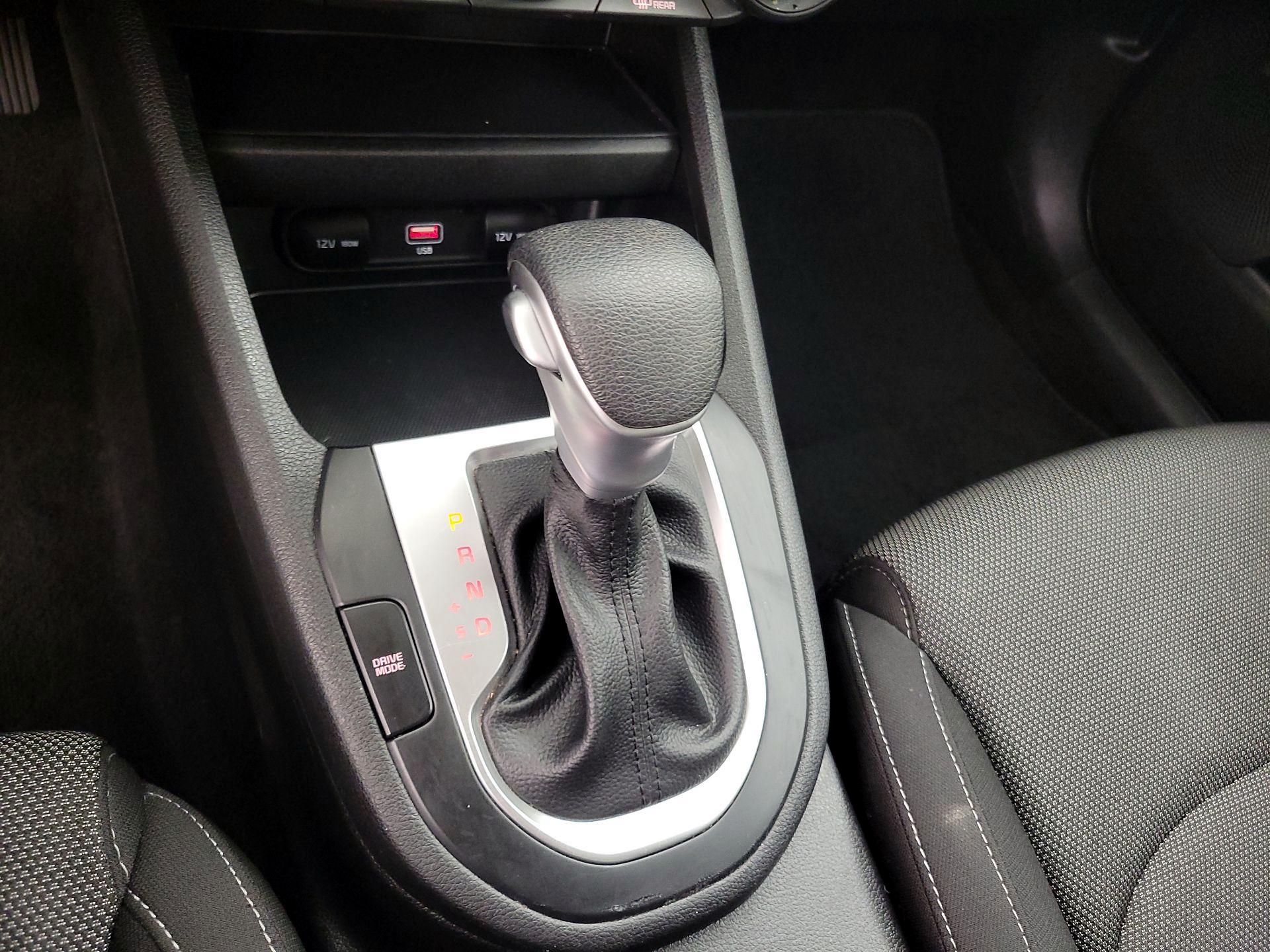 Thumbnail: 2023 Kia Forte - 17