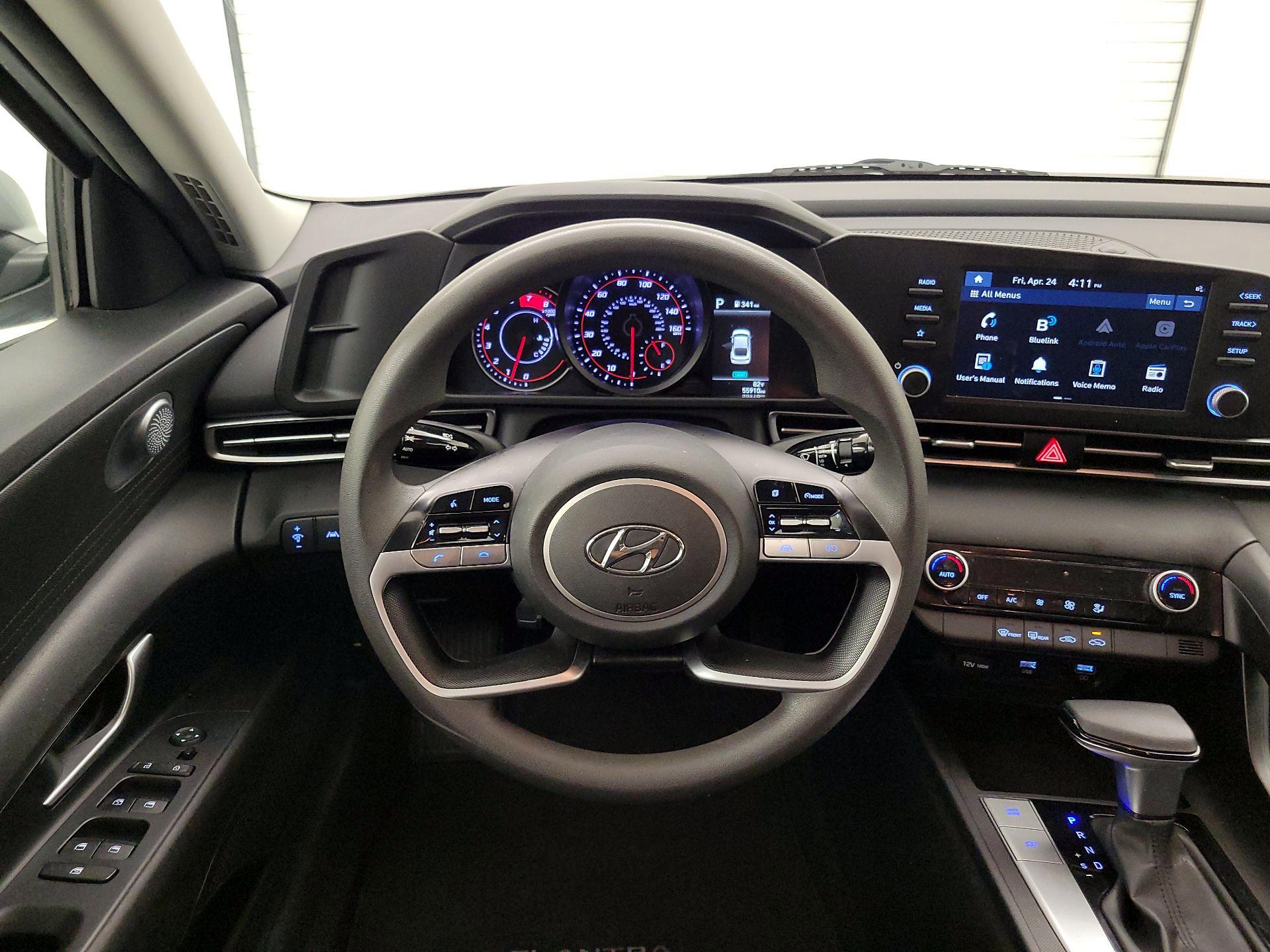 Thumbnail: 2023 Hyundai Elantra - 10