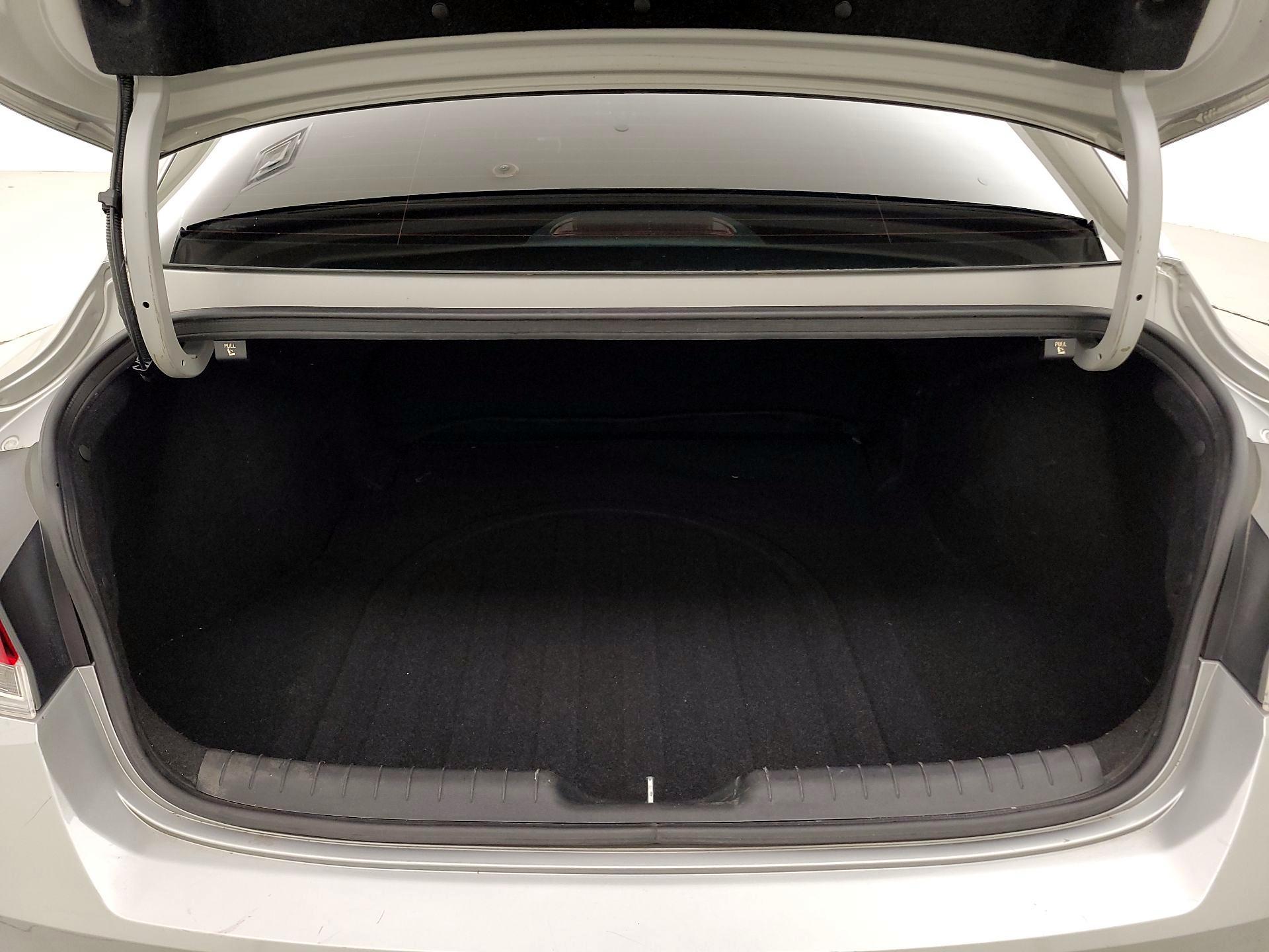 Thumbnail: 2023 Hyundai Elantra - 20