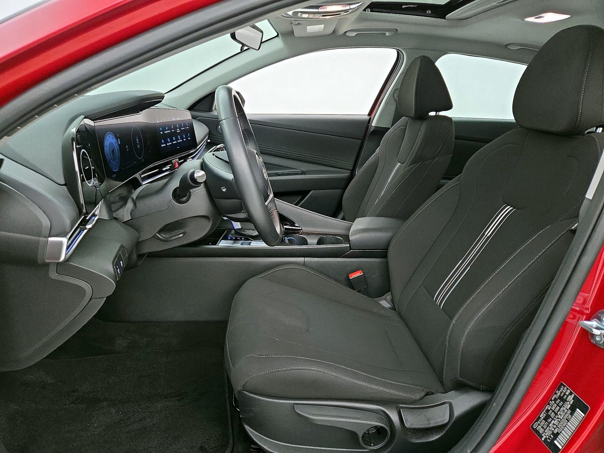 Thumbnail: 2025 Hyundai Elantra - 11