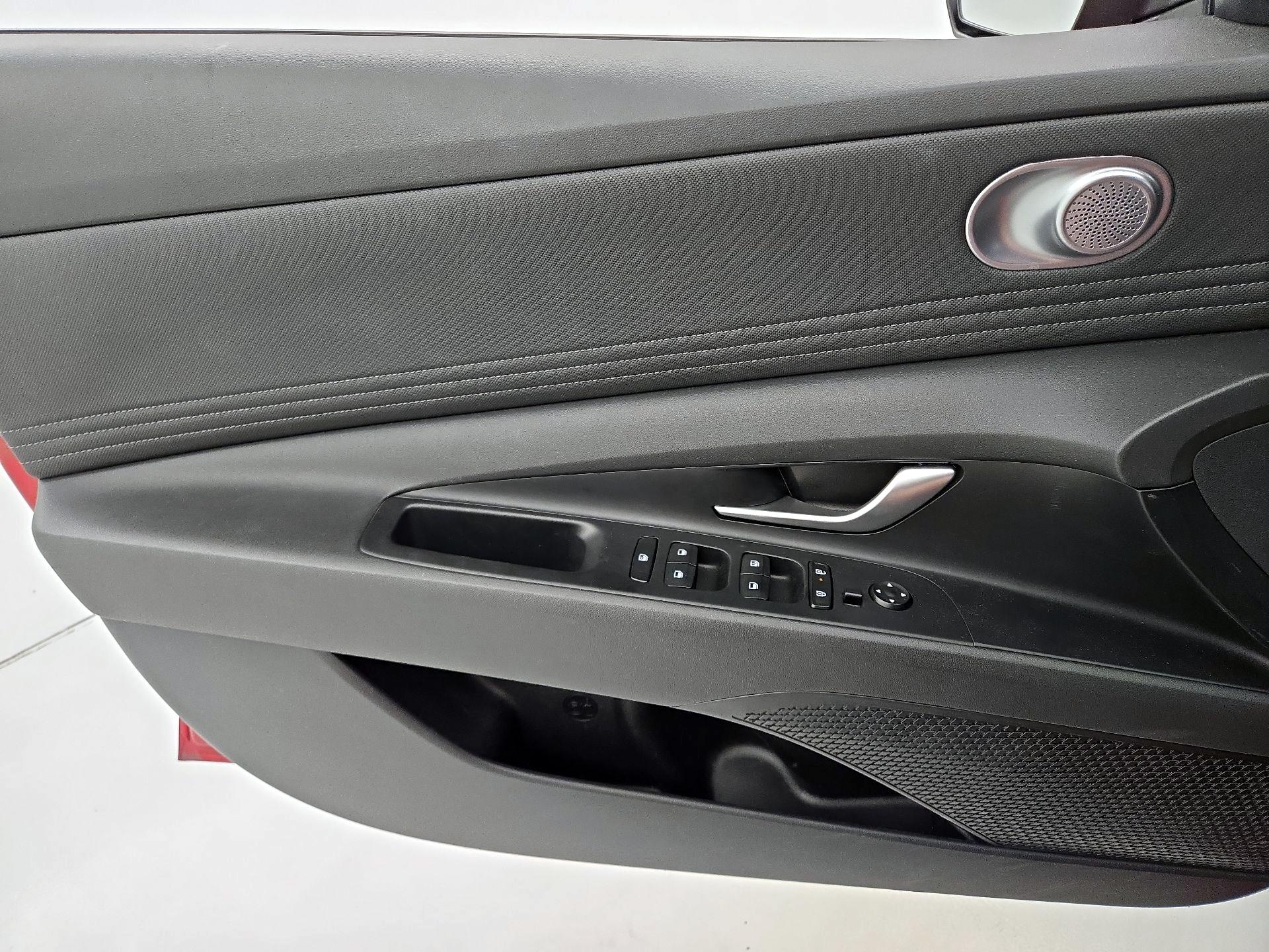 Thumbnail: 2025 Hyundai Elantra - 12