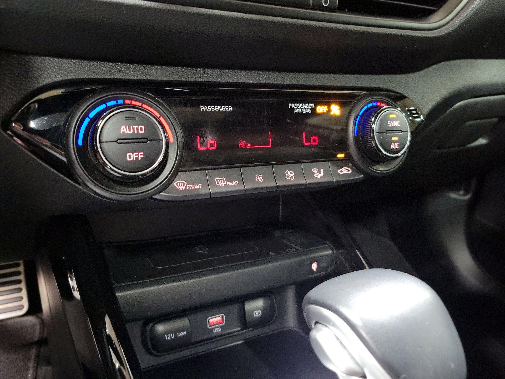 Thumbnail: 2024 Kia Forte - 17