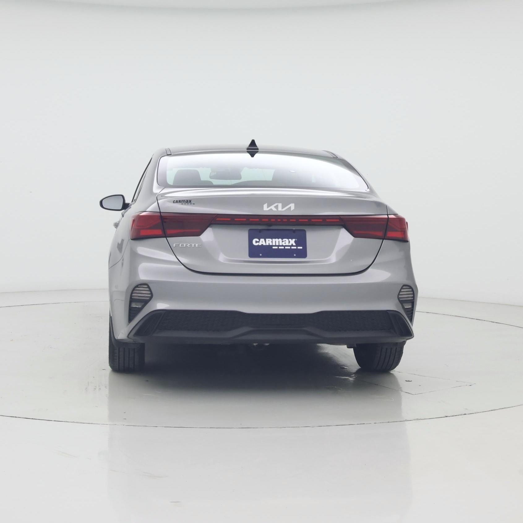 Thumbnail: 2024 Kia Forte - 6