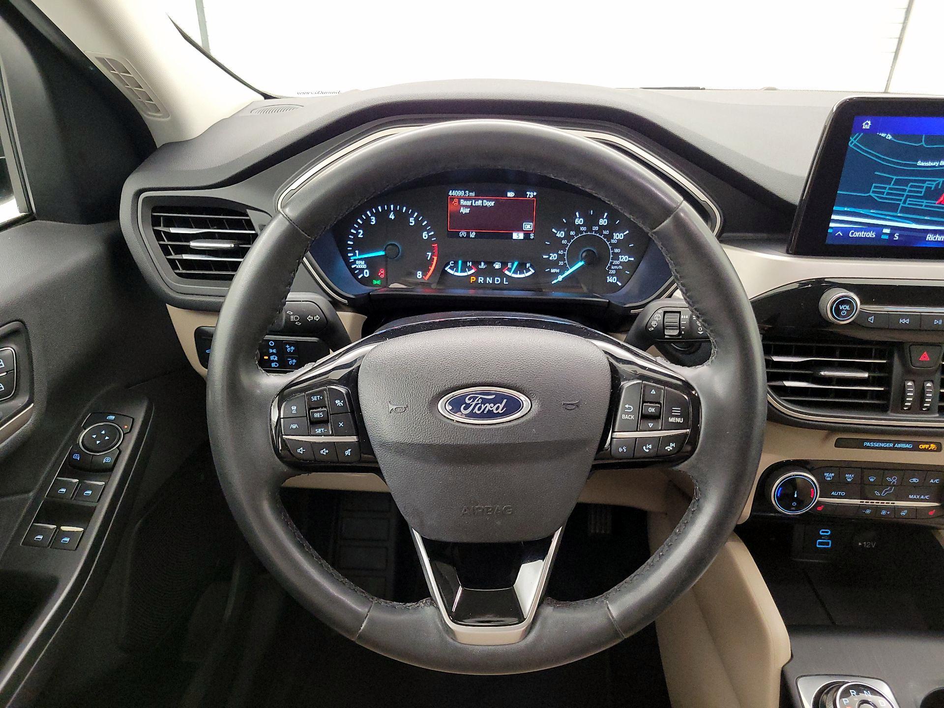 Thumbnail: 2022 Ford Escape - 10