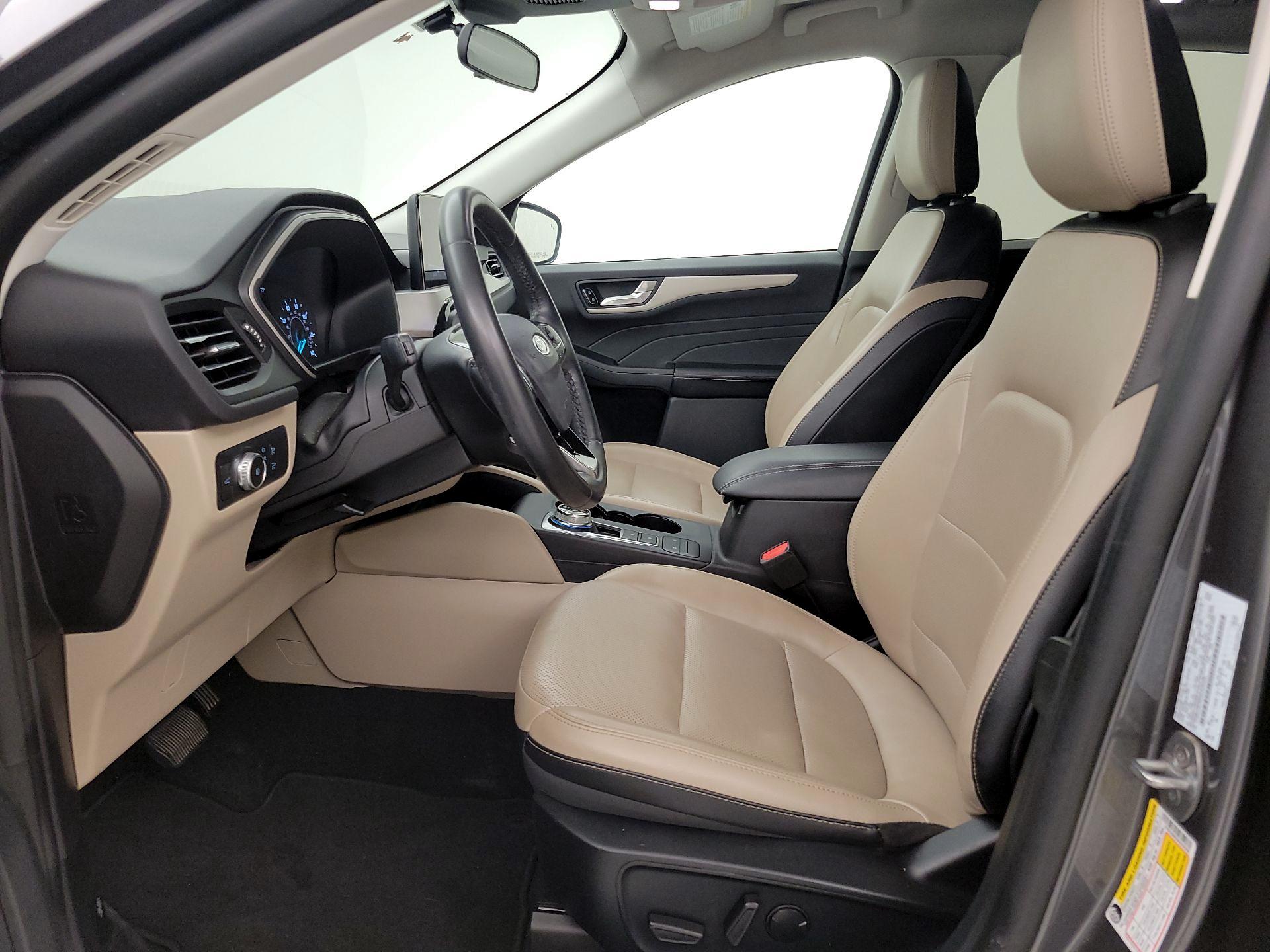 Thumbnail: 2022 Ford Escape - 11