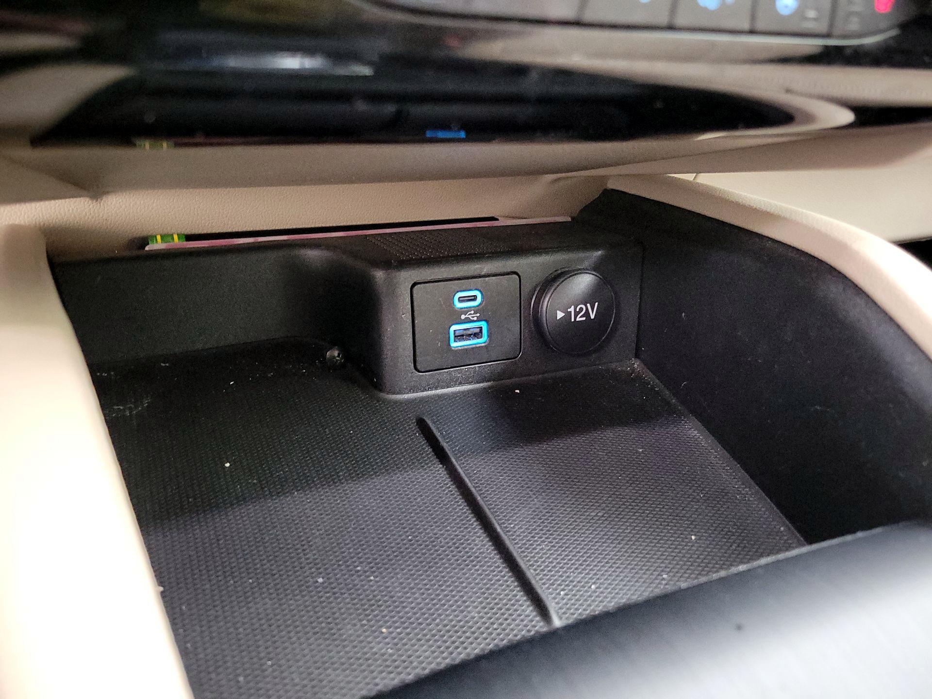 Thumbnail: 2022 Ford Escape - 19