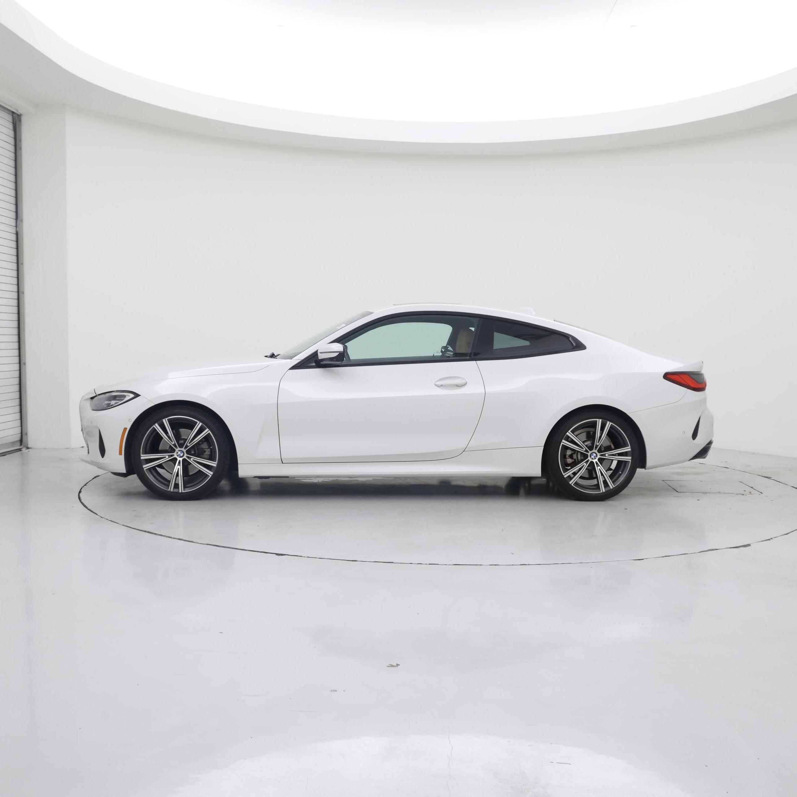 Thumbnail: 2021 BMW 4 Series - 3