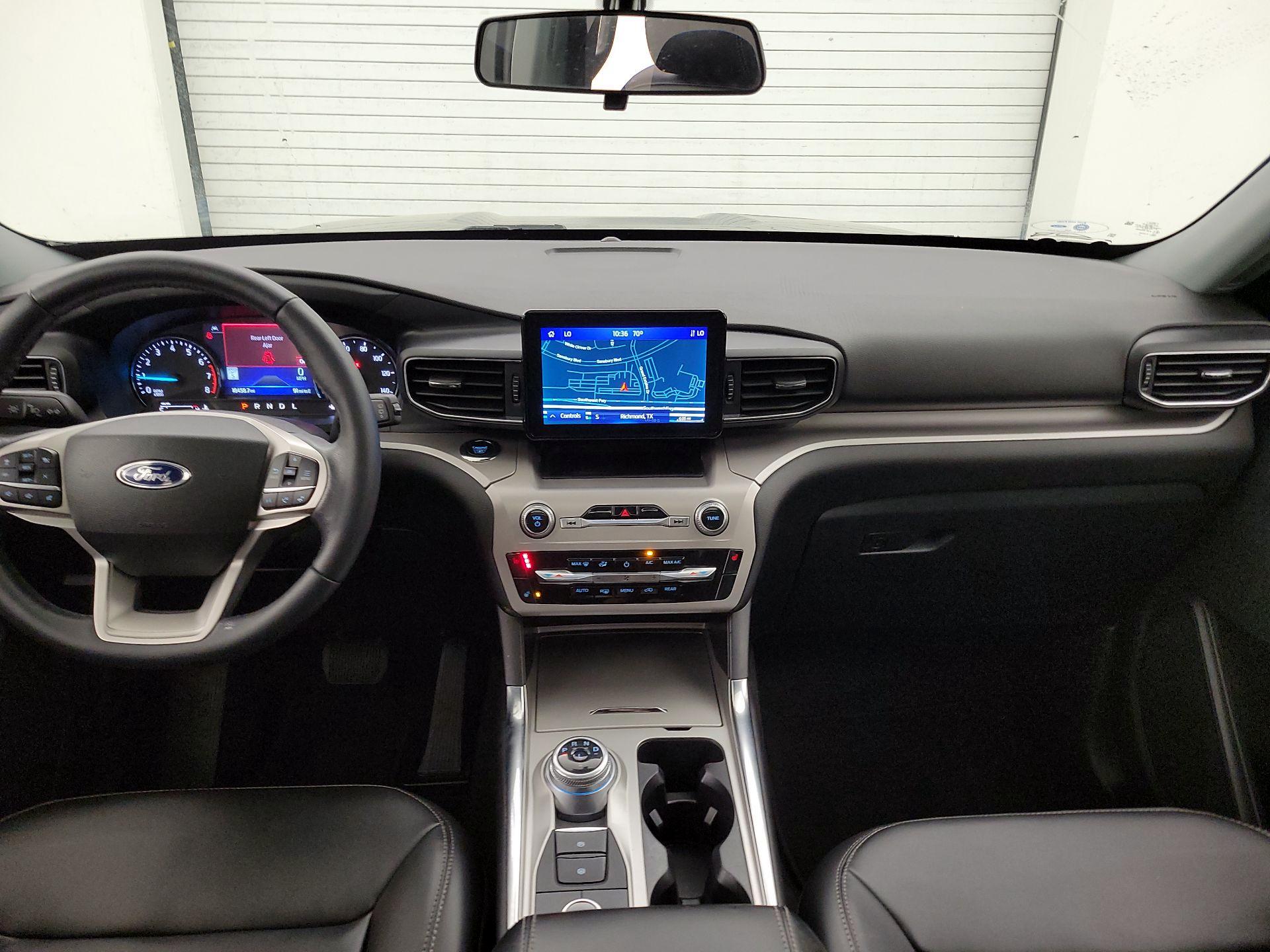 Thumbnail: 2022 Ford Explorer - 9