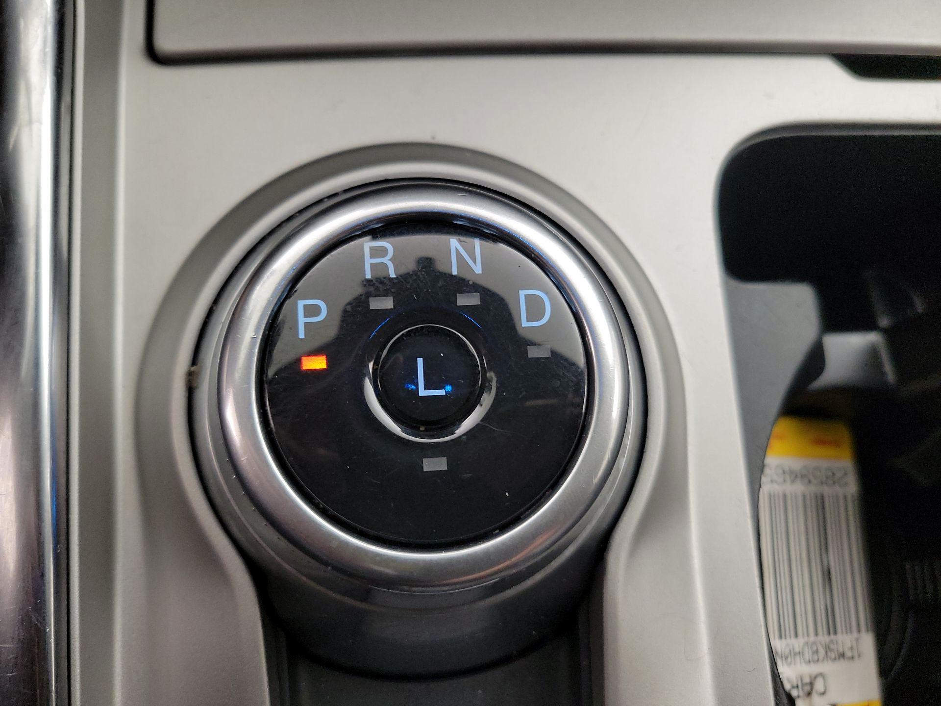 Thumbnail: 2022 Ford Explorer - 18